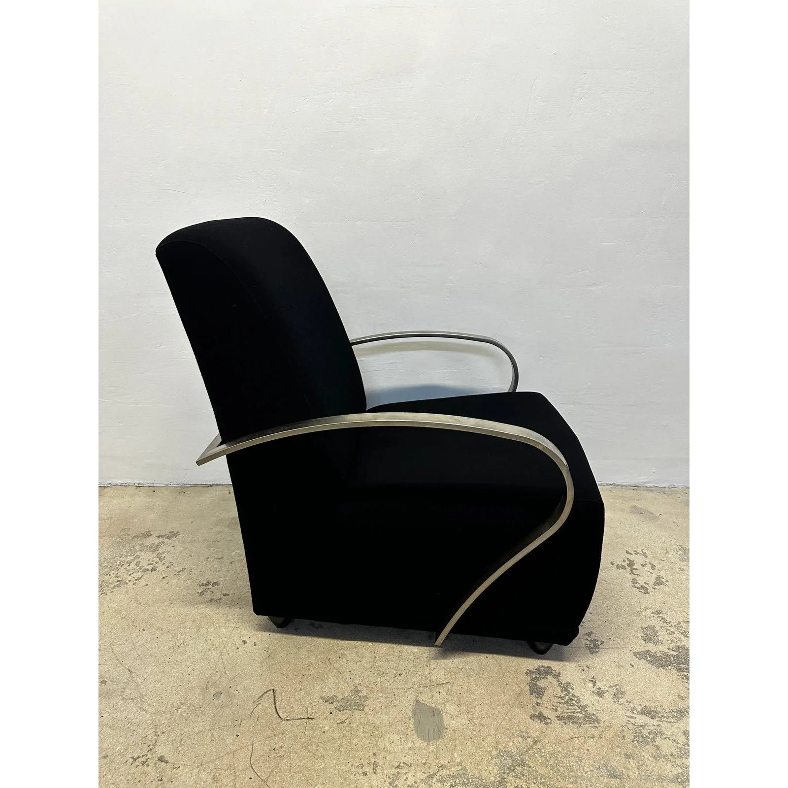 art-deco-revival-black-lounge-chairs-with-steel-arms-by-directional-a-pair-8702