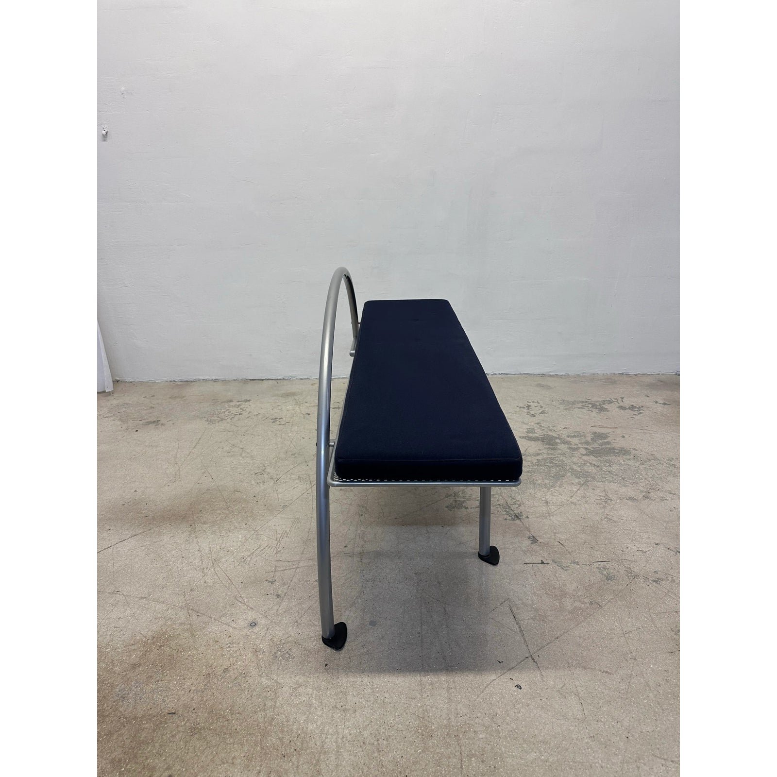 alessandro-mendini-postmodern-karina-bench-for-baleri-italia-3523