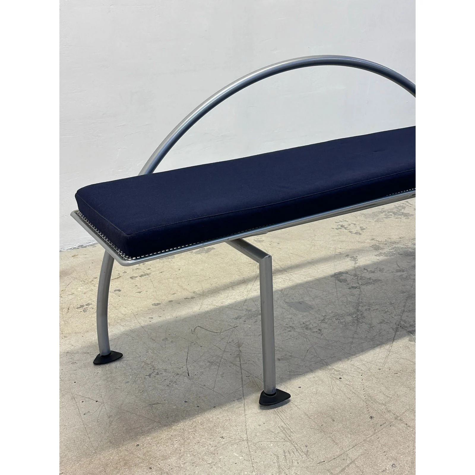 alessandro-mendini-postmodern-karina-bench-for-baleri-italia-9768