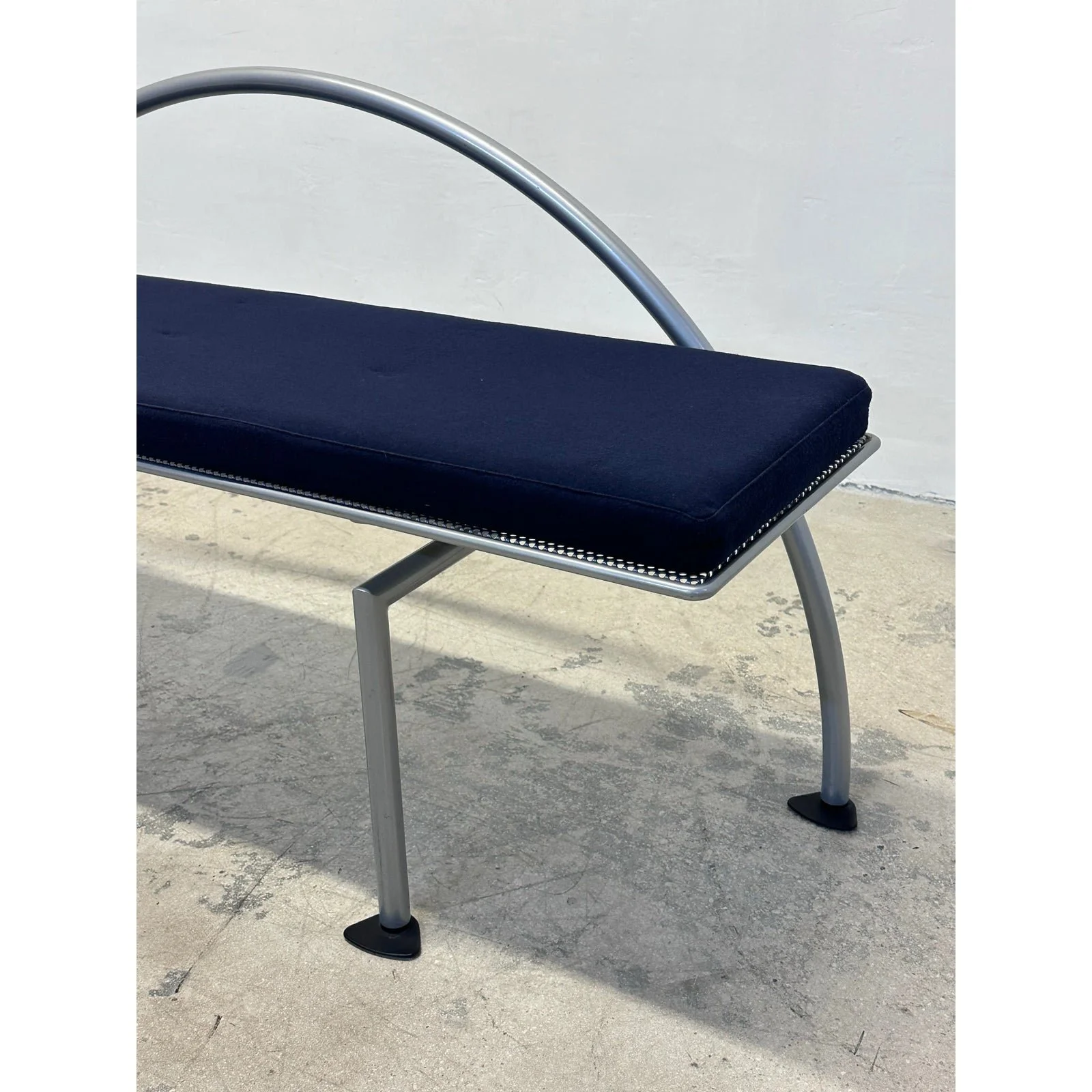 alessandro-mendini-postmodern-karina-bench-for-baleri-italia-7241