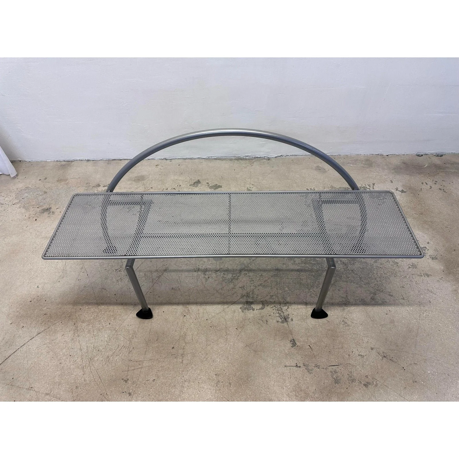 alessandro-mendini-postmodern-karina-bench-for-baleri-italia-6171