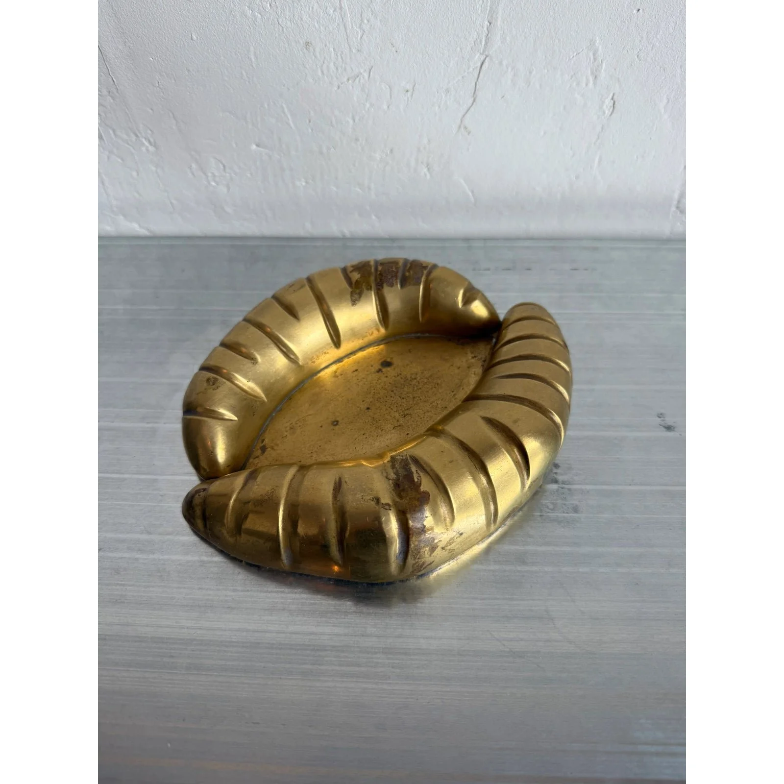 brazilian-modern-bronze-lips-ashtray-or-catchall-1960s-9199