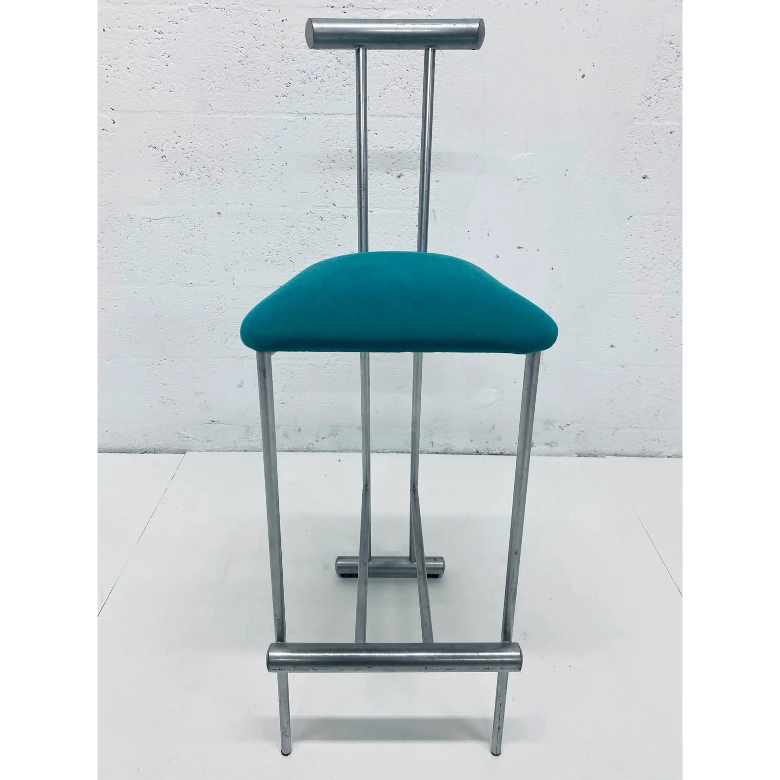 postmodern-memphis-style-bar-stool-1980s-0565