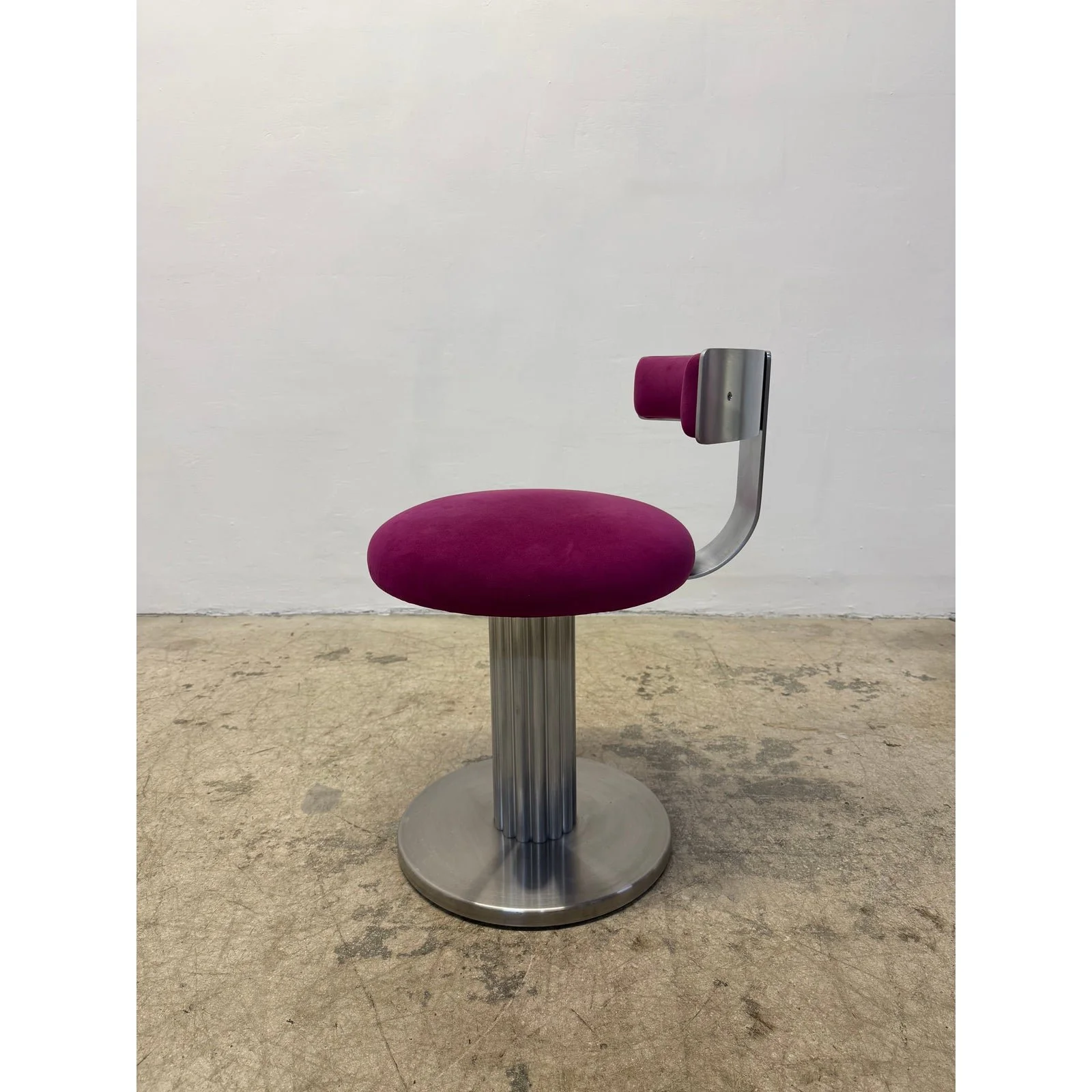 design-for-leisure-art-deco-revival-low-counter-swivel-stools-set-of-four-0339