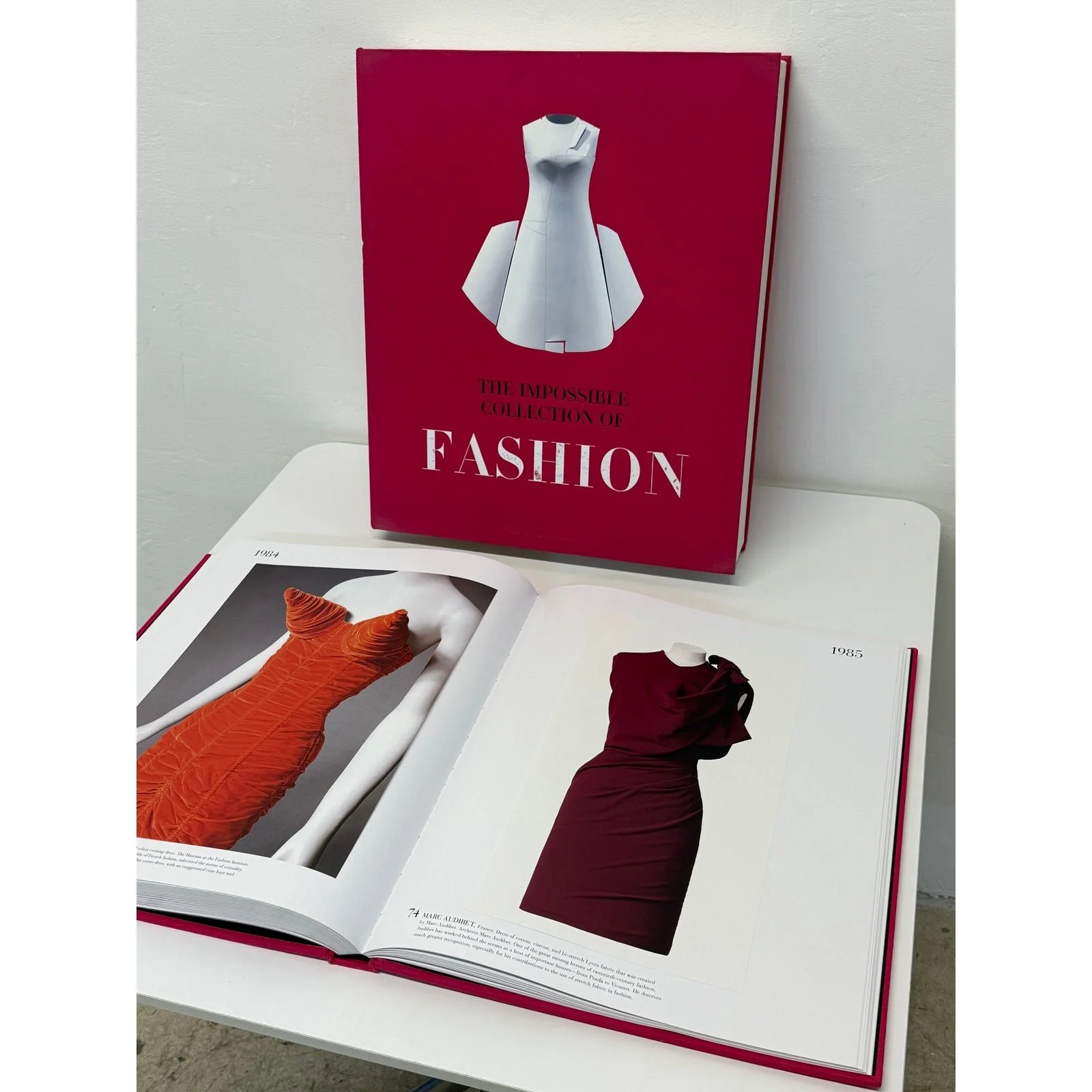 the-impossible-collection-of-fashion-assouline-7541