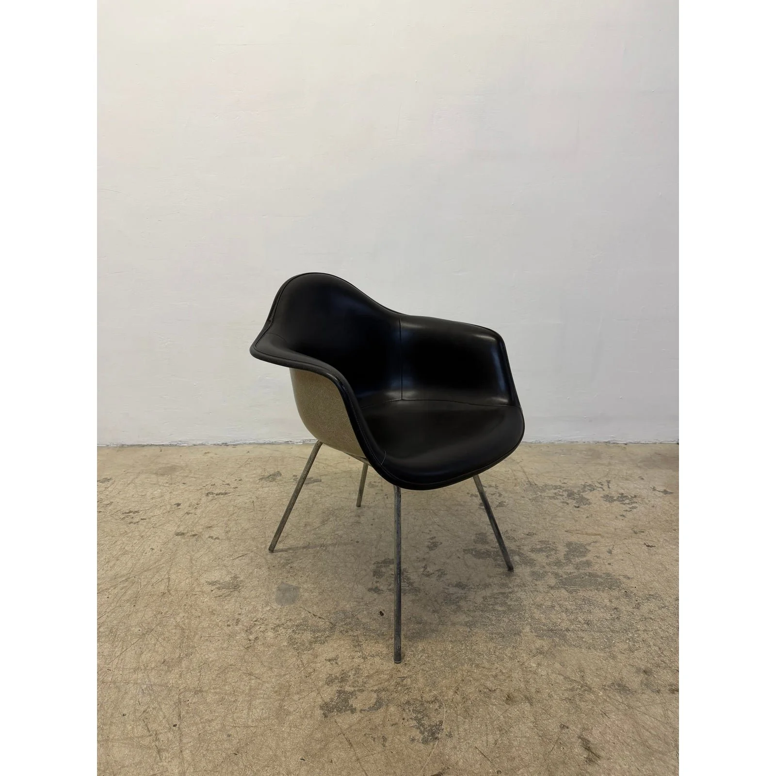 herman-miller-black-naugahyde-arm-chair-by-charles-and-ray-eames-1950-5037