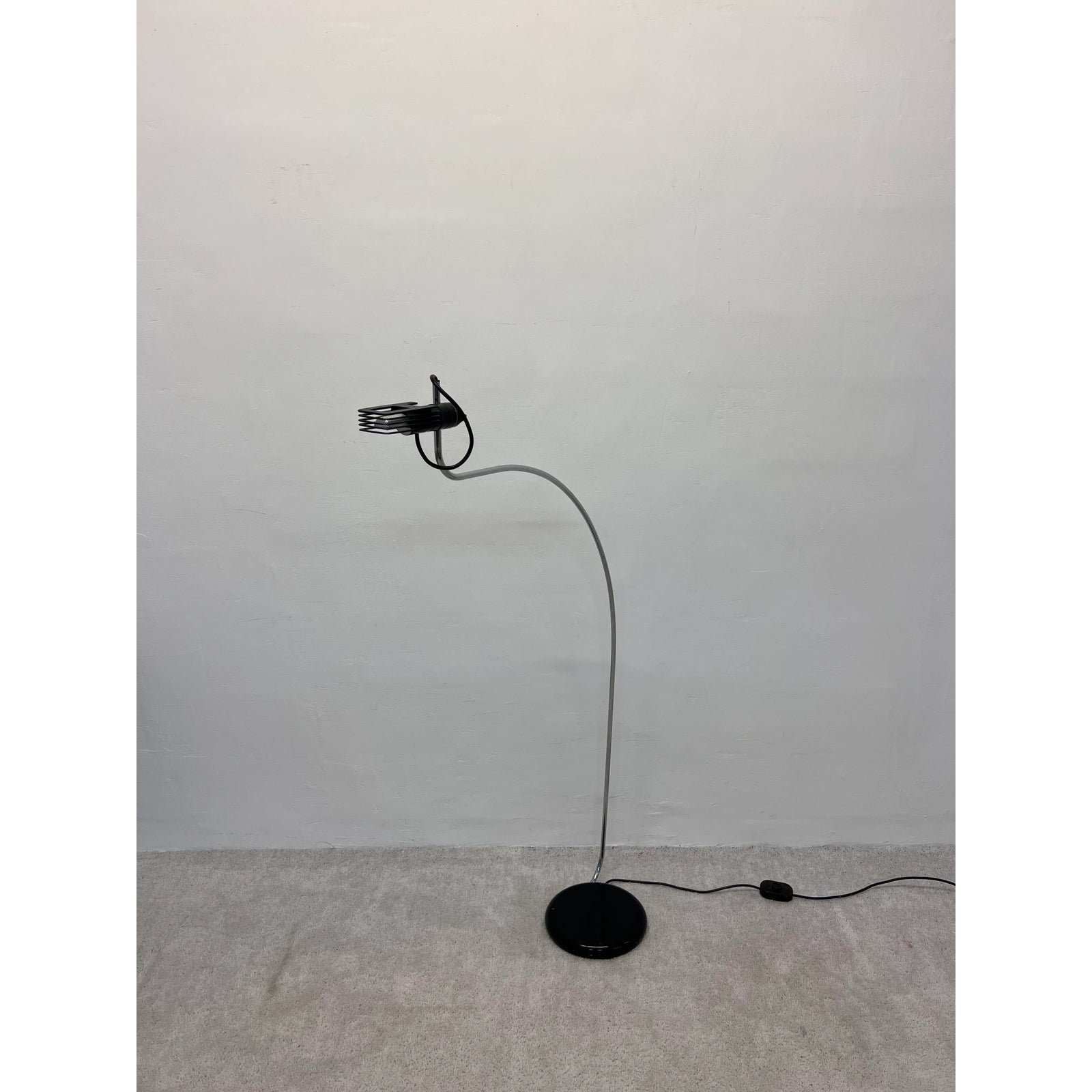 bruno-gecchelin-wing-floor-lamp-for-oluce-italy-1970s-2413