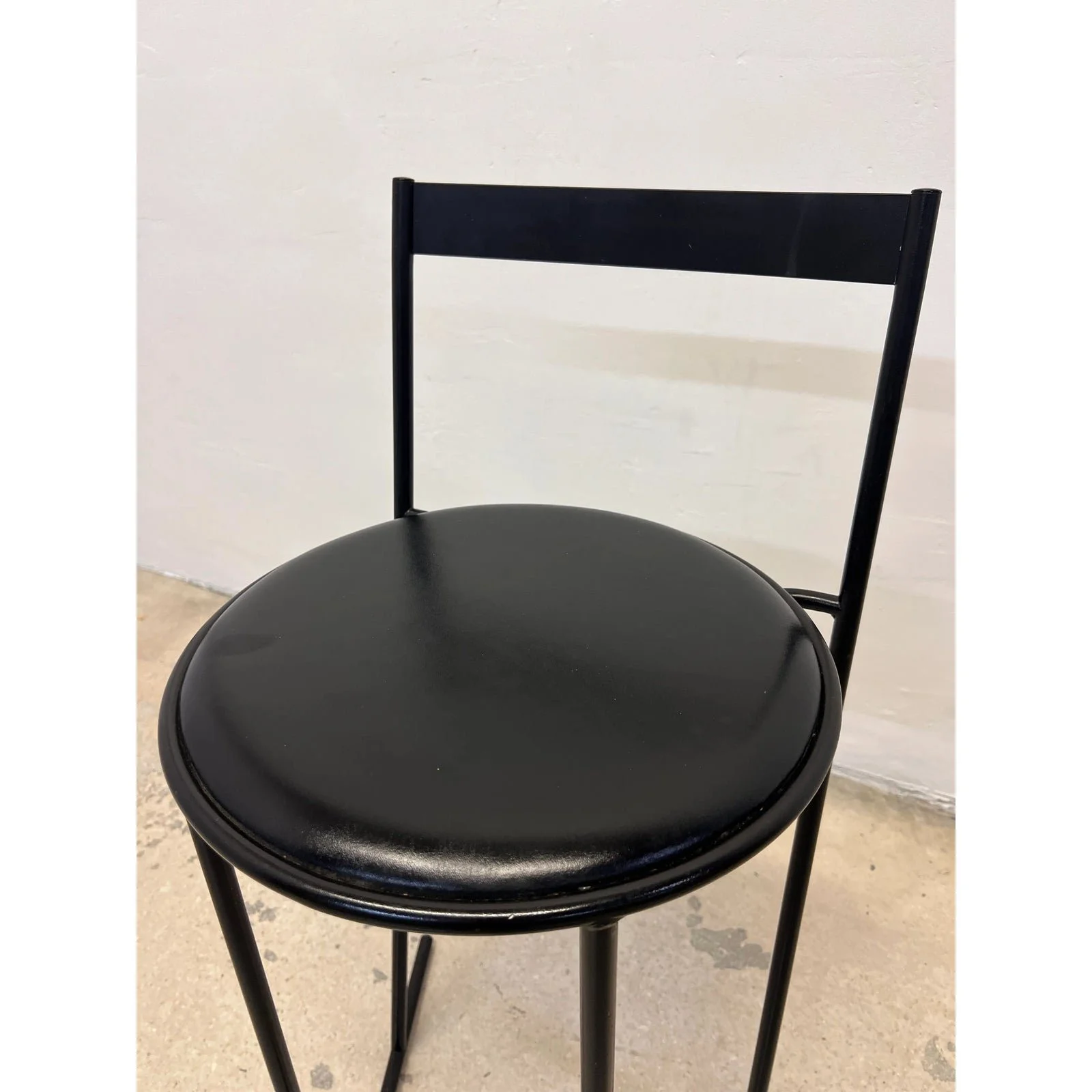 emilio-nanni-musme-counter-stool-for-fly-line-1984-0110