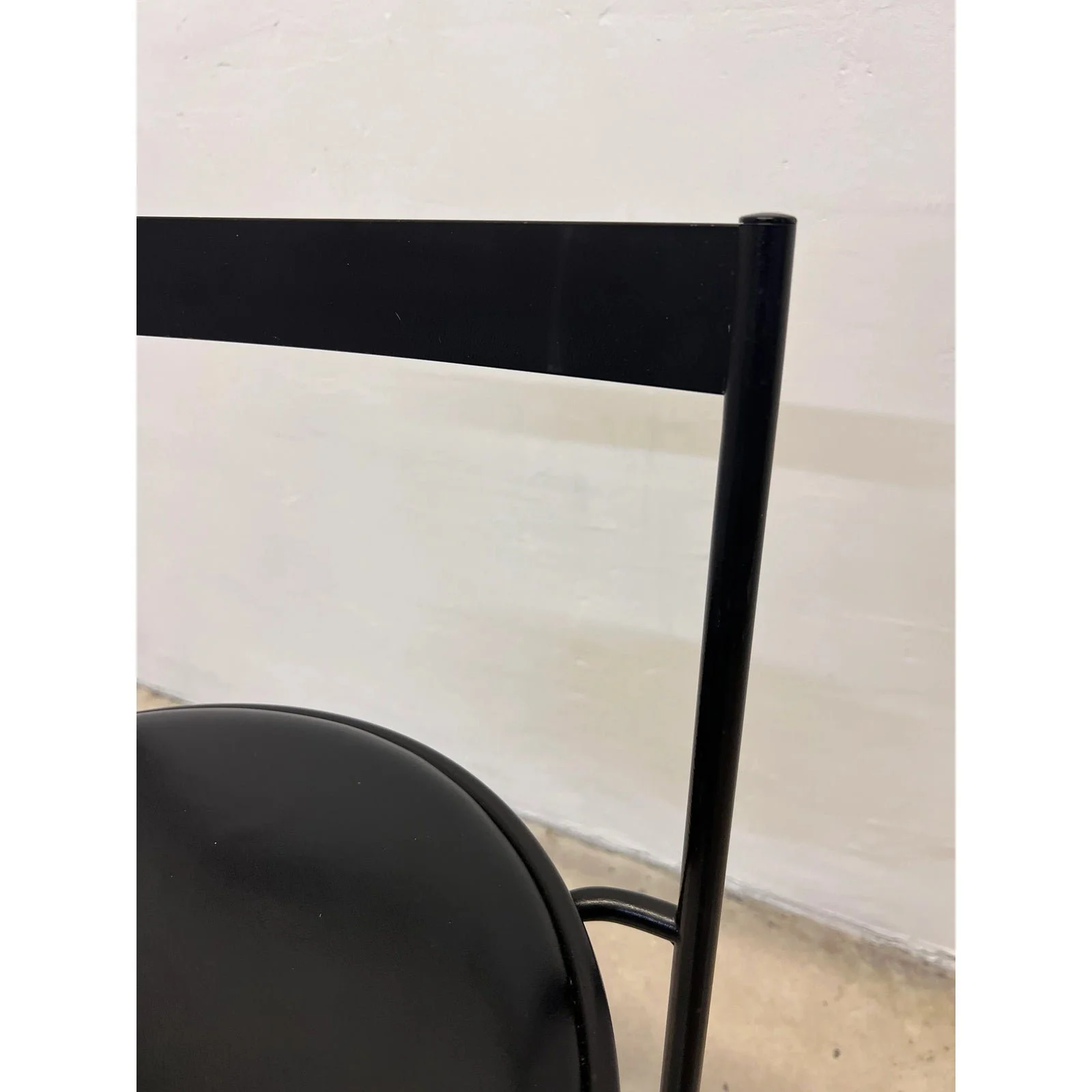 emilio-nanni-musme-counter-stool-for-fly-line-1984