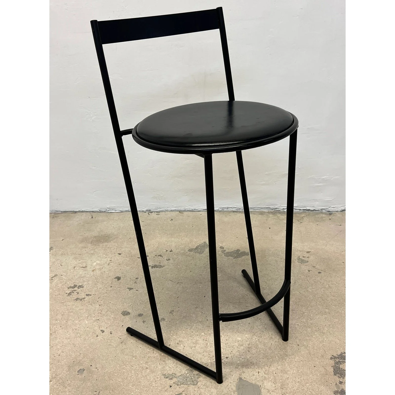 emilio-nanni-musme-counter-stool-for-fly-line-1984