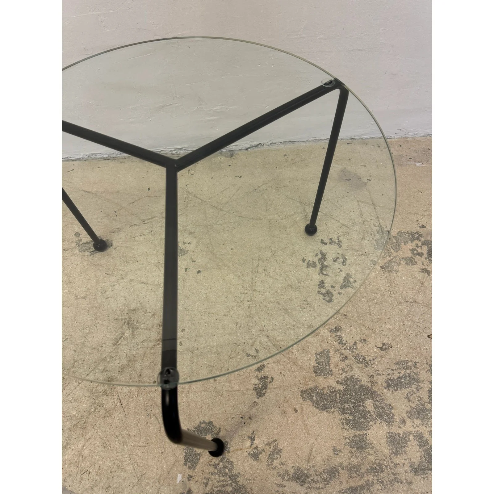 postmodern-black-enameled-metal-and-glass-top-side-table-1980s-0121