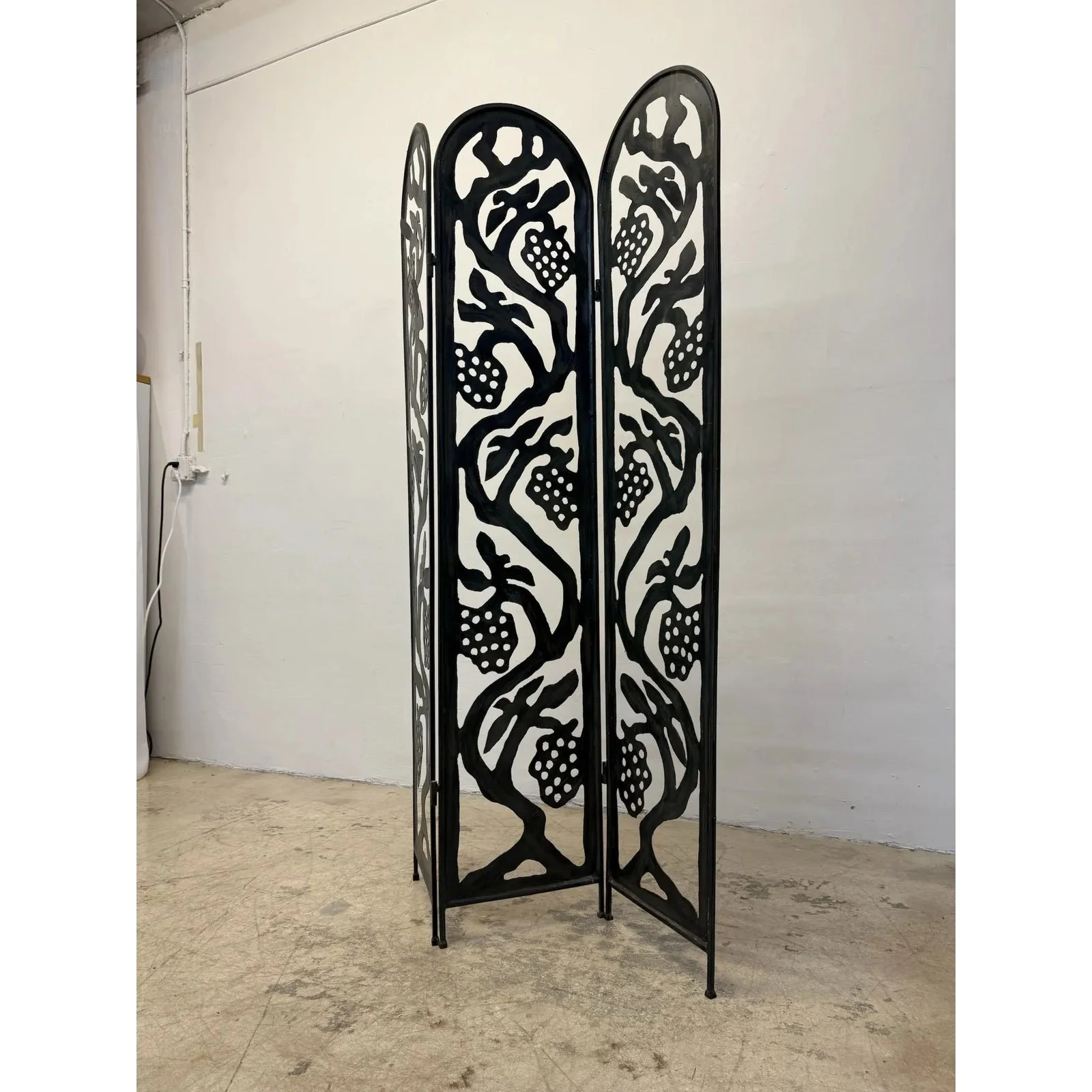 mid-century-three-panel-faux-bronze-finish-screen-or-room-divider-1970s-4611