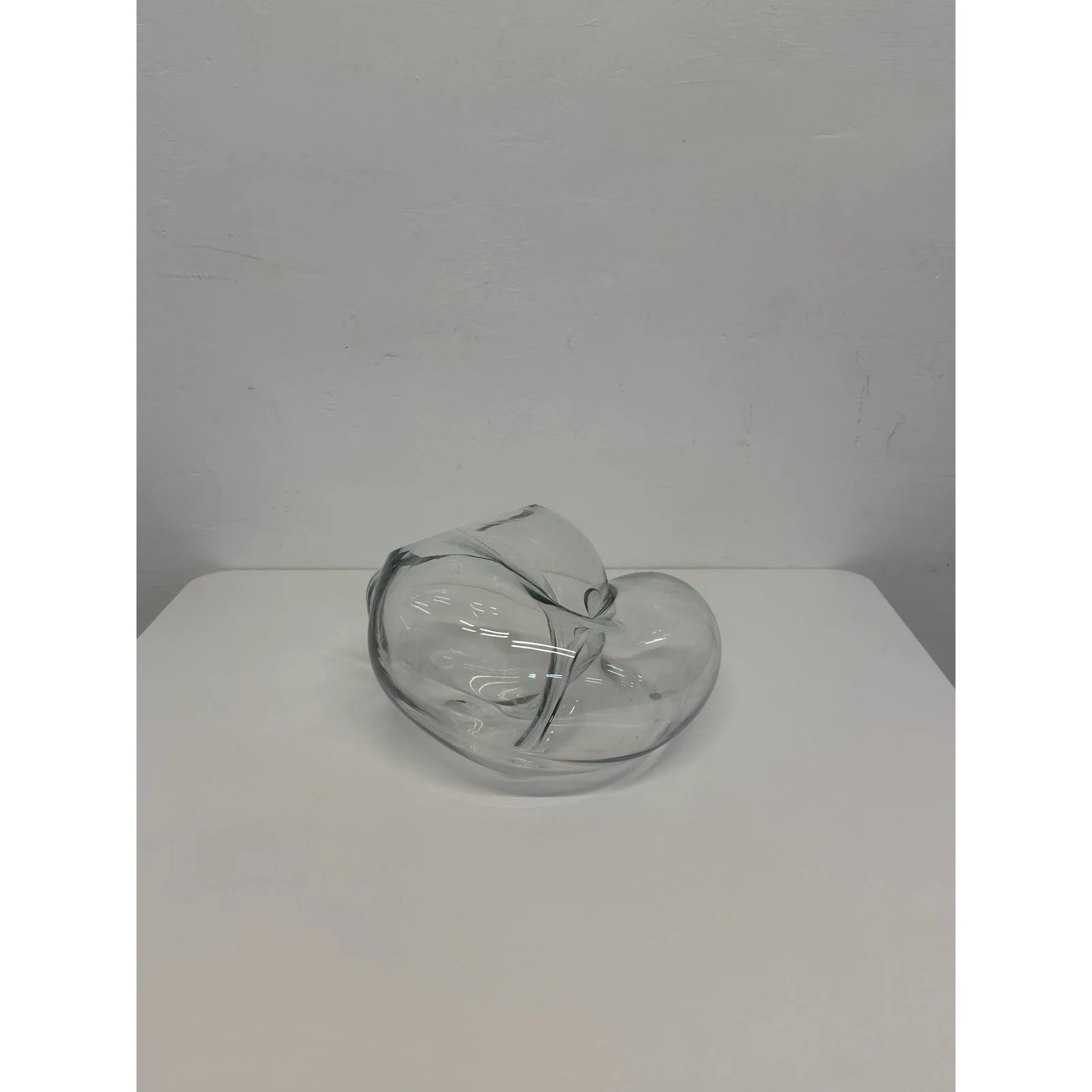 john-bingham-handmade-amorphic-blown-glass-sculpture-2020