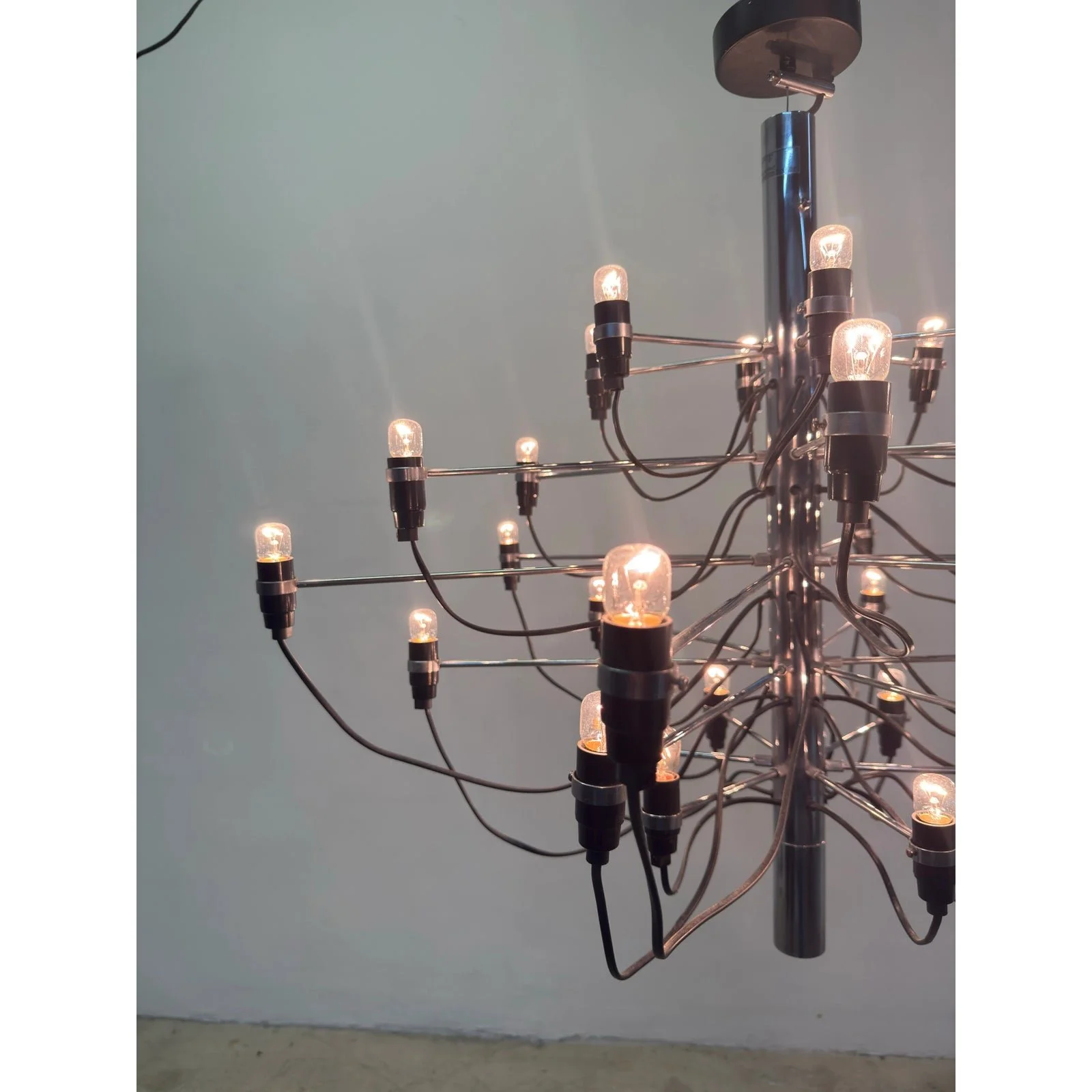 gino-sarfatti-2097-30-bulb-chrome-chandelier-for-flos-9488