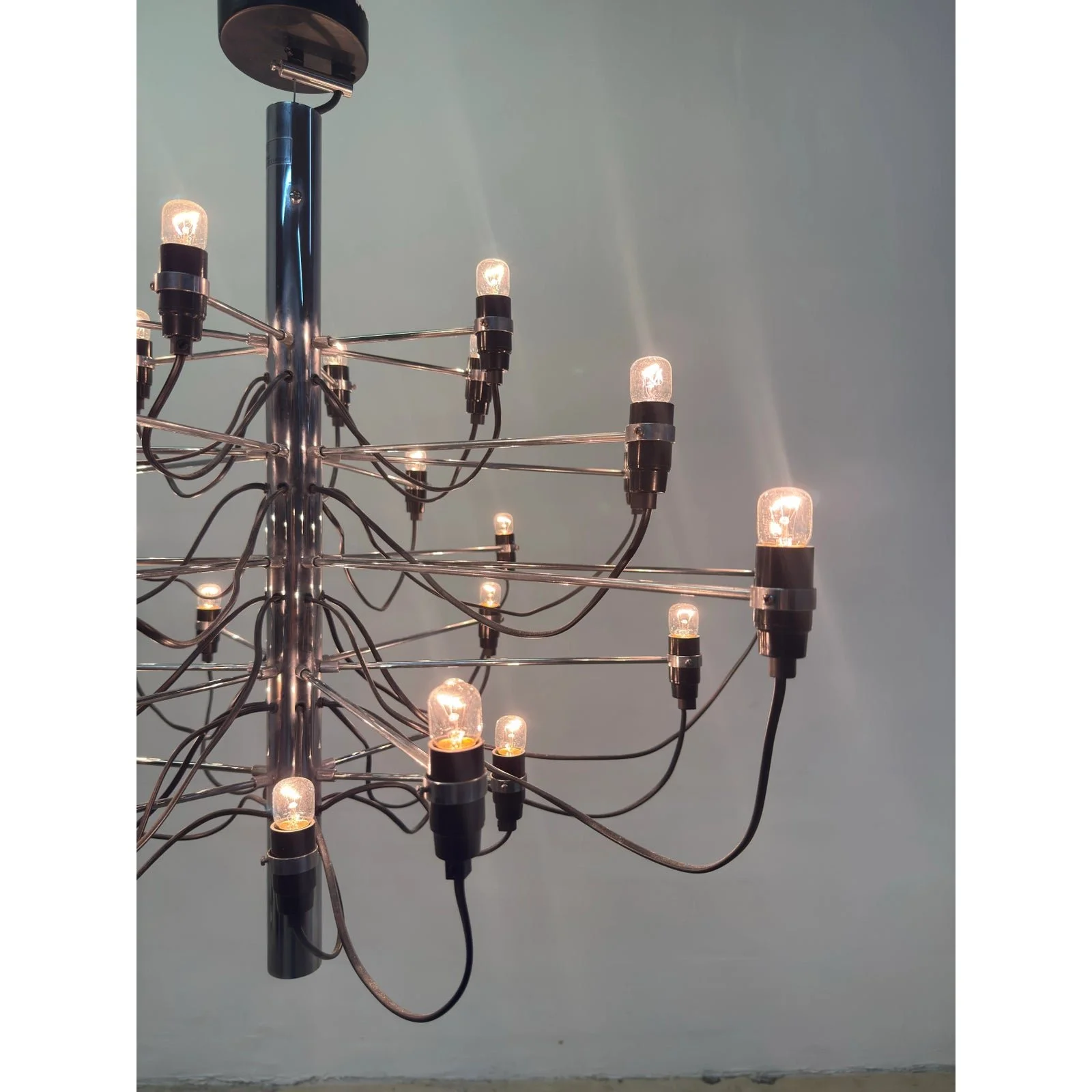 gino-sarfatti-2097-30-bulb-chrome-chandelier-for-flos-2390