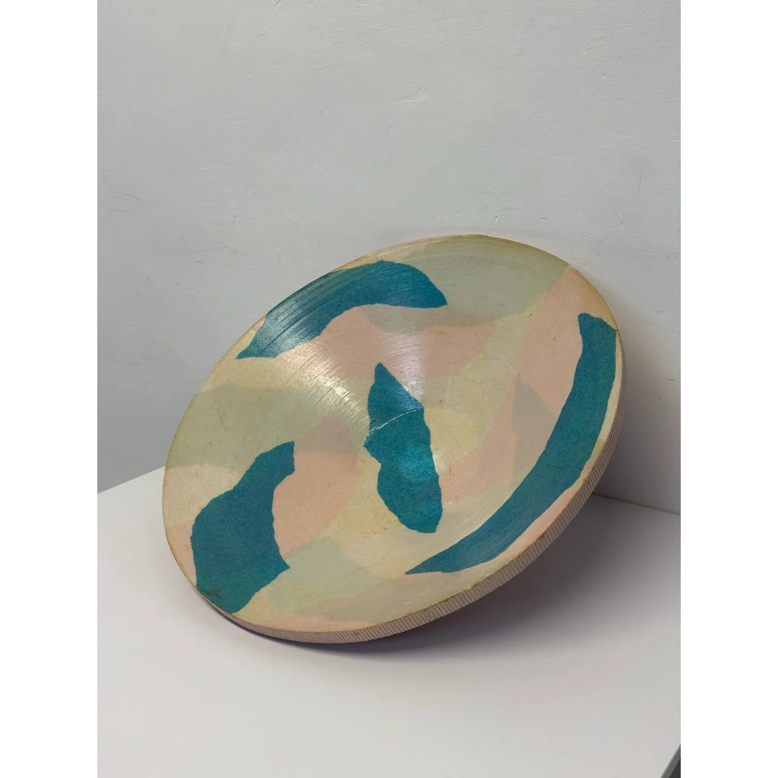 mid-90s-corrugated-cardboard-bowl-with-camo-design-0484