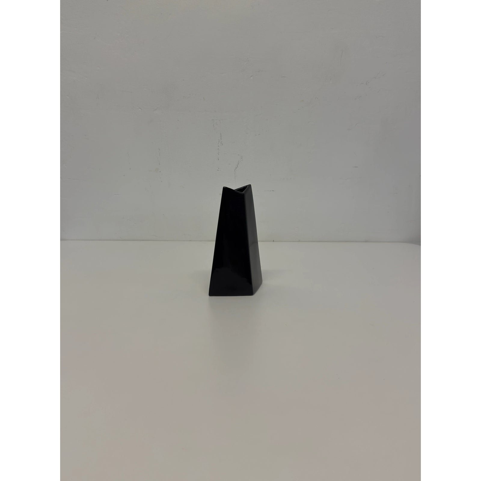 postmodern-faceted-black-ceramic-bud-vase-1990s-4056