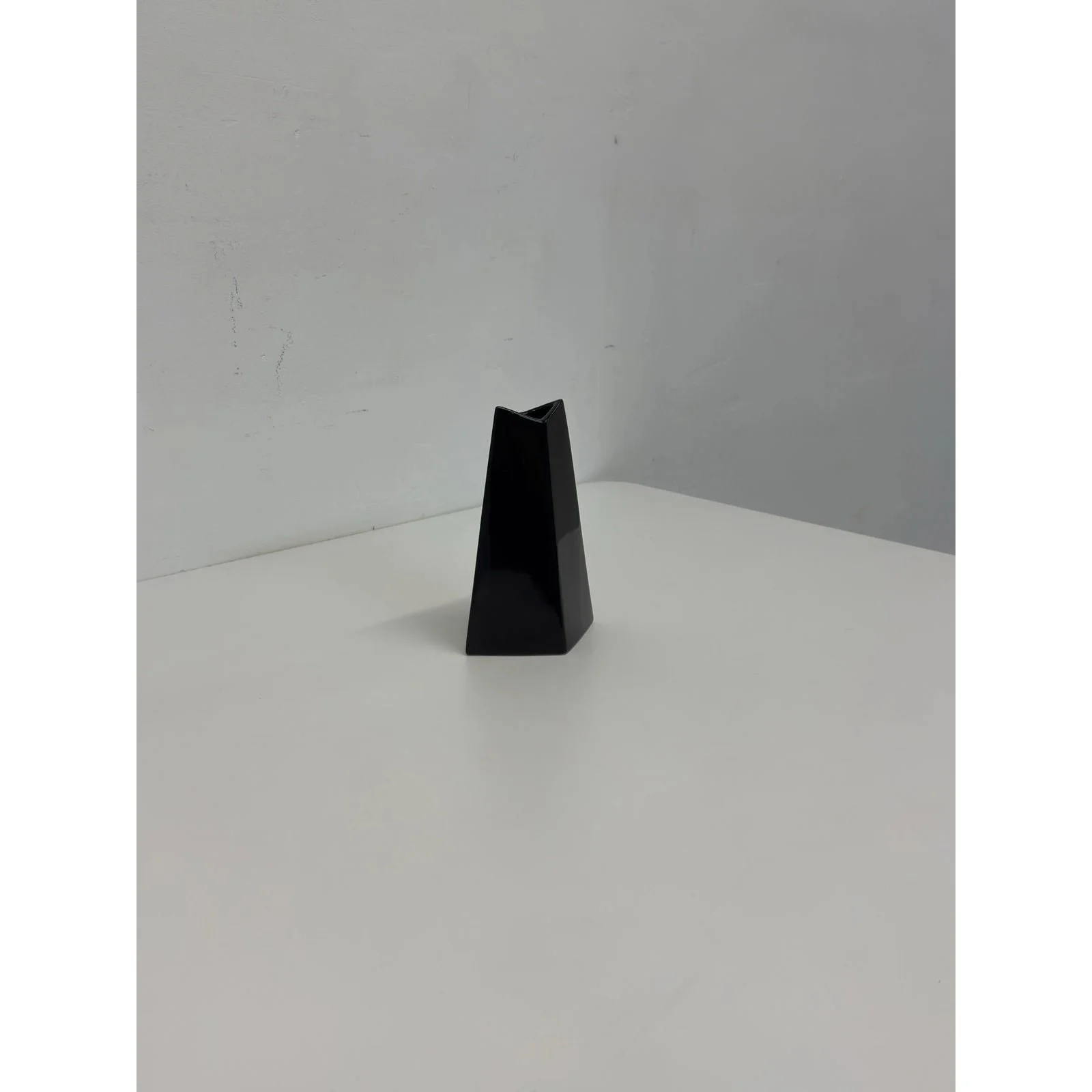 postmodern-faceted-black-ceramic-bud-vase-1990s-7002