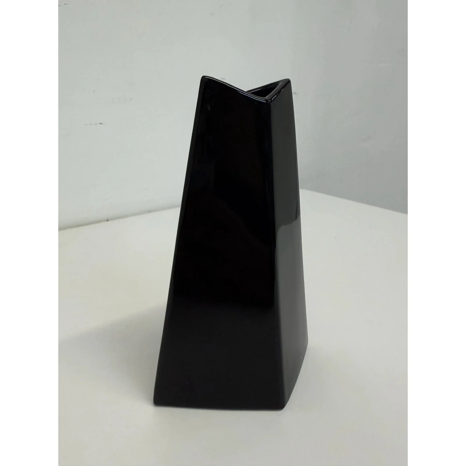 postmodern-faceted-black-ceramic-bud-vase-1990s-4519