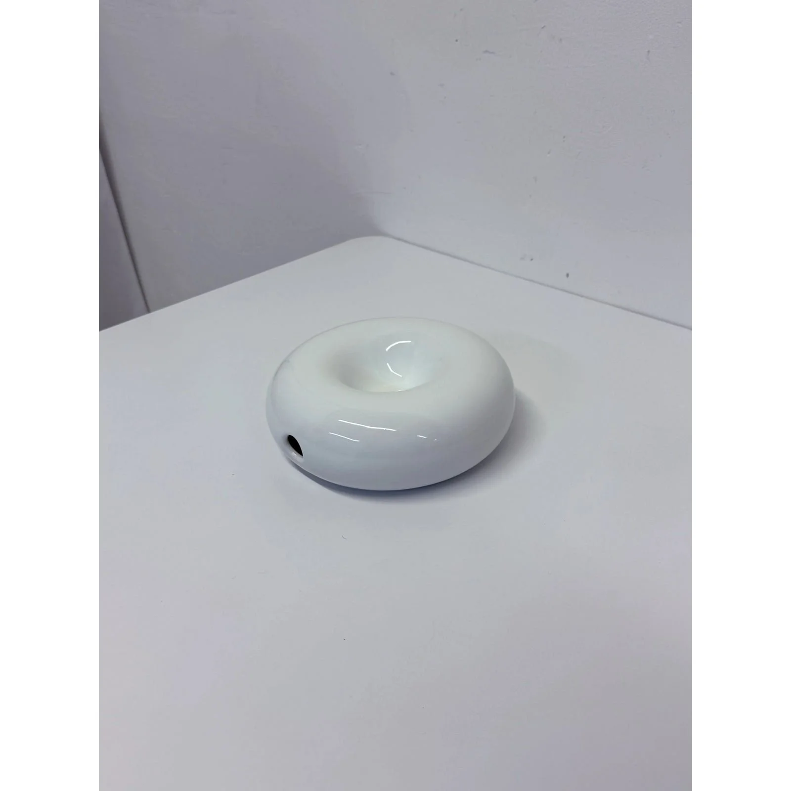 italian-postmodern-white-ceramic-catchall-4117