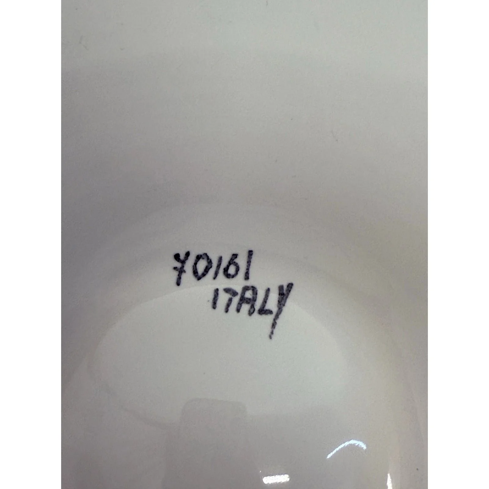 italian-postmodern-white-ceramic-catchall-9921