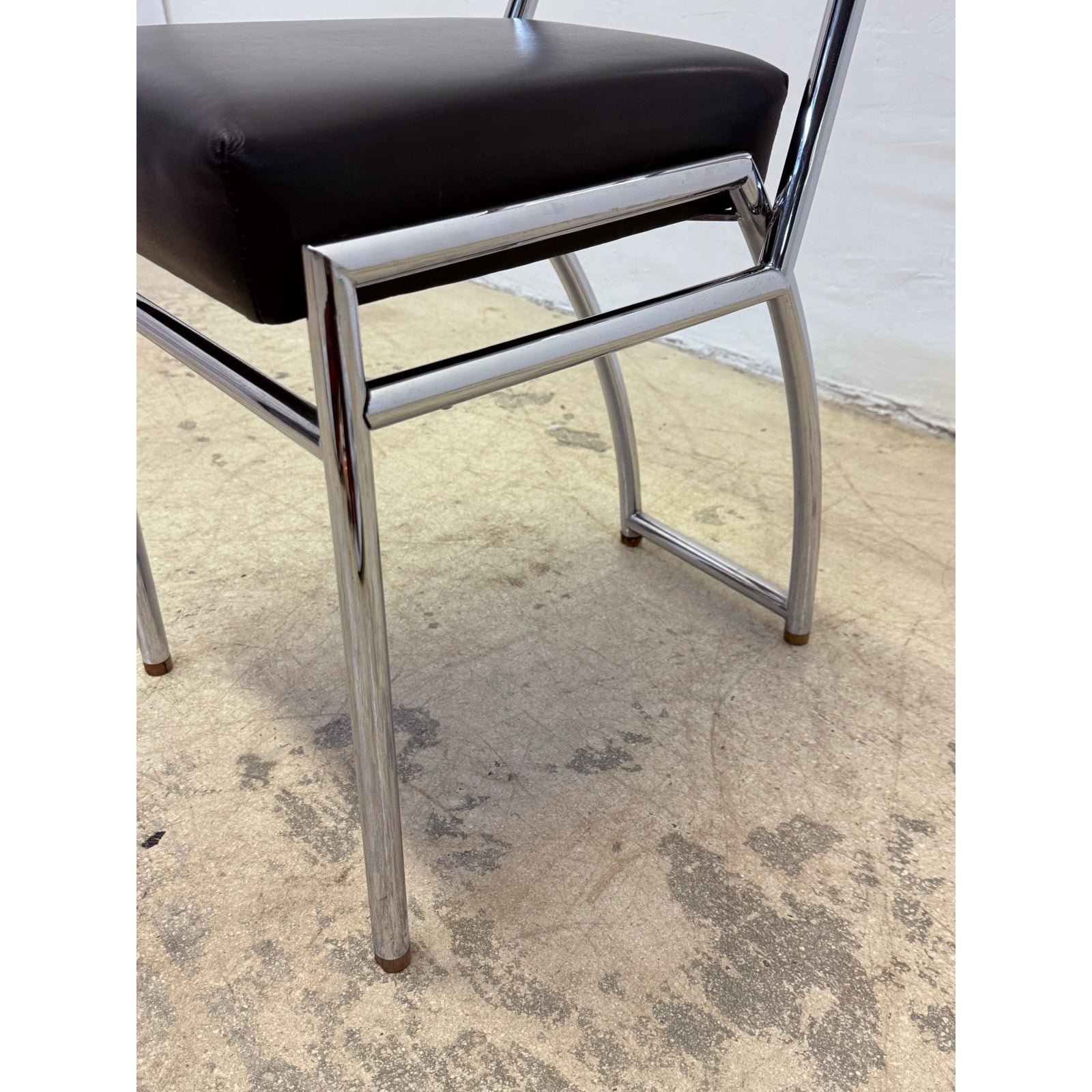 eileen-gray-axia-chrome-and-black-leather-chair-for-classicon-2343