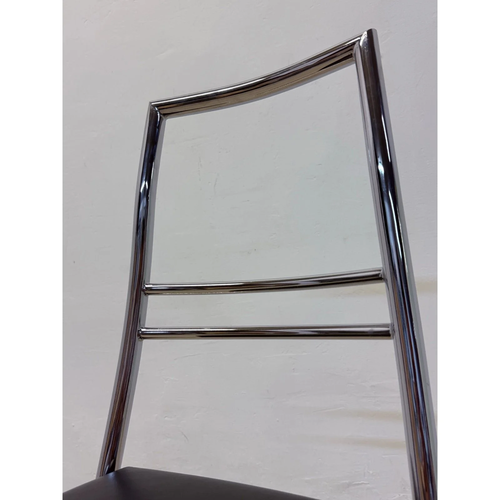 eileen-gray-axia-chrome-and-black-leather-chair-for-classicon-7837
