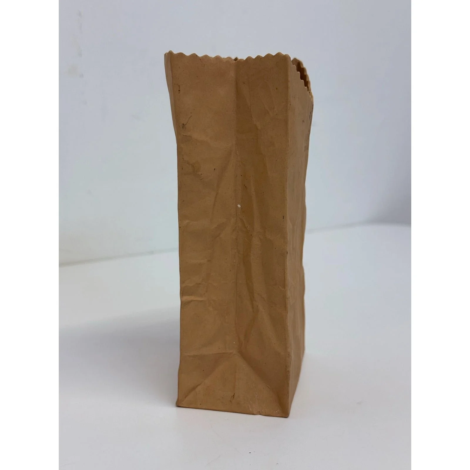 michael-harvey-ceramic-brown-paper-bag-pop-art-sculpture-1970s-6660