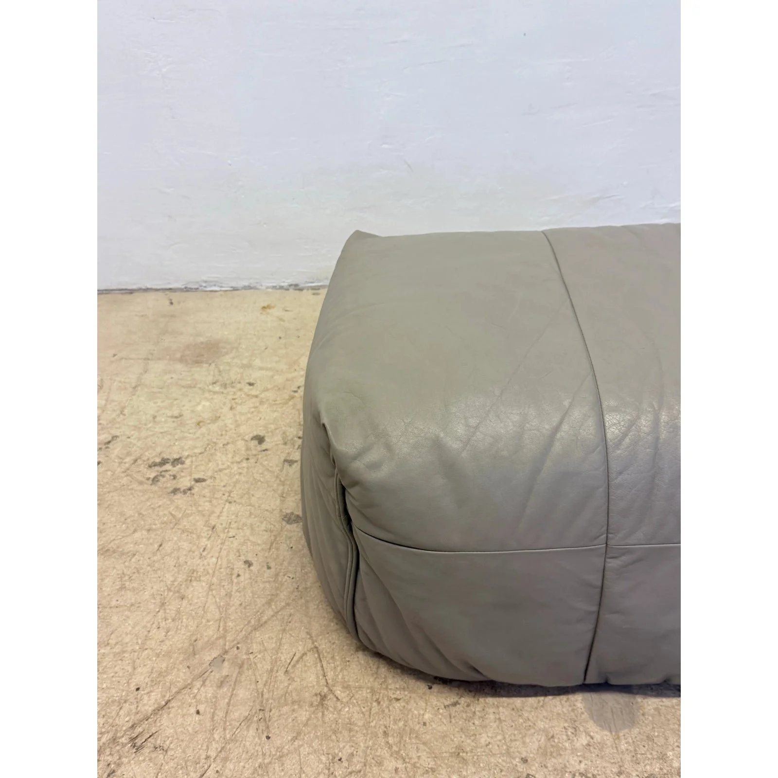 michel-ducaroy-brigantin-leather-ottoman-or-footstool-for-ligne-roset-1970s-5693