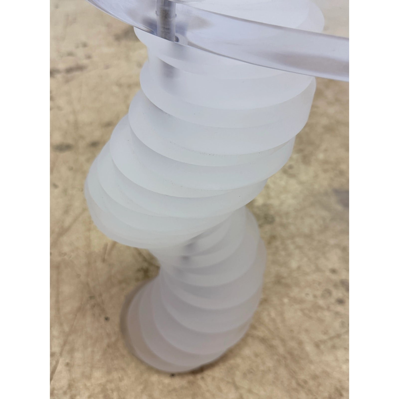 mid-century-sculptural-lucite-side-table-with-spiral-lucite-legs-1970s-9811