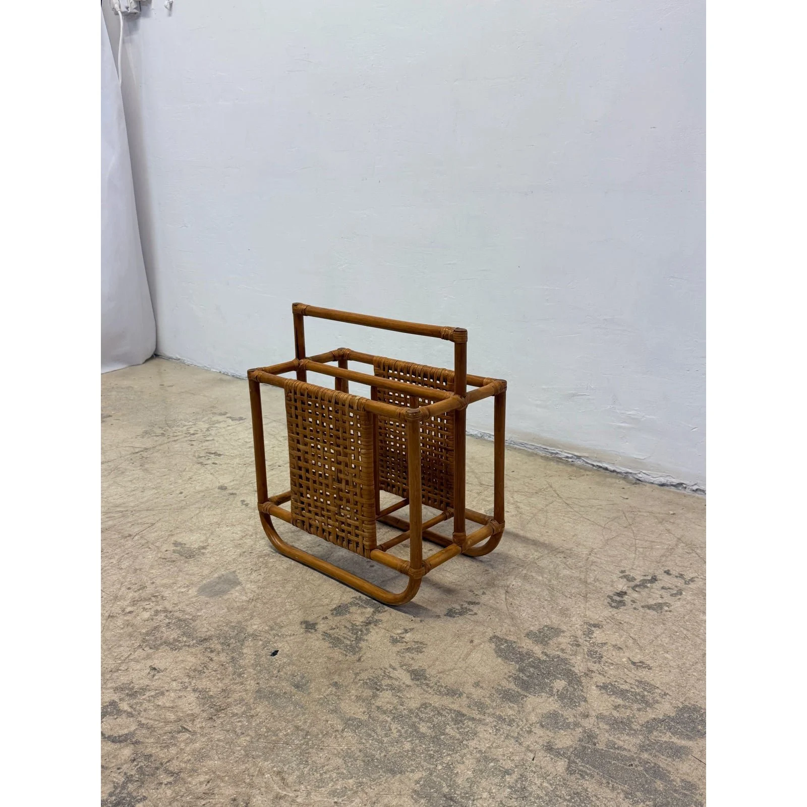 mid-century-bamboo-and-rattan-magazine-rack-1970s-5076