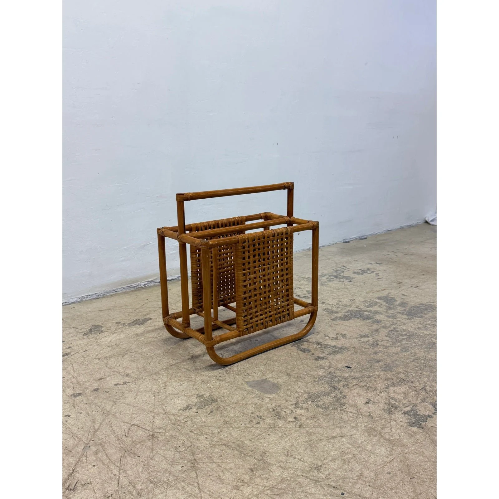 mid-century-bamboo-and-rattan-magazine-rack-1970s-9799