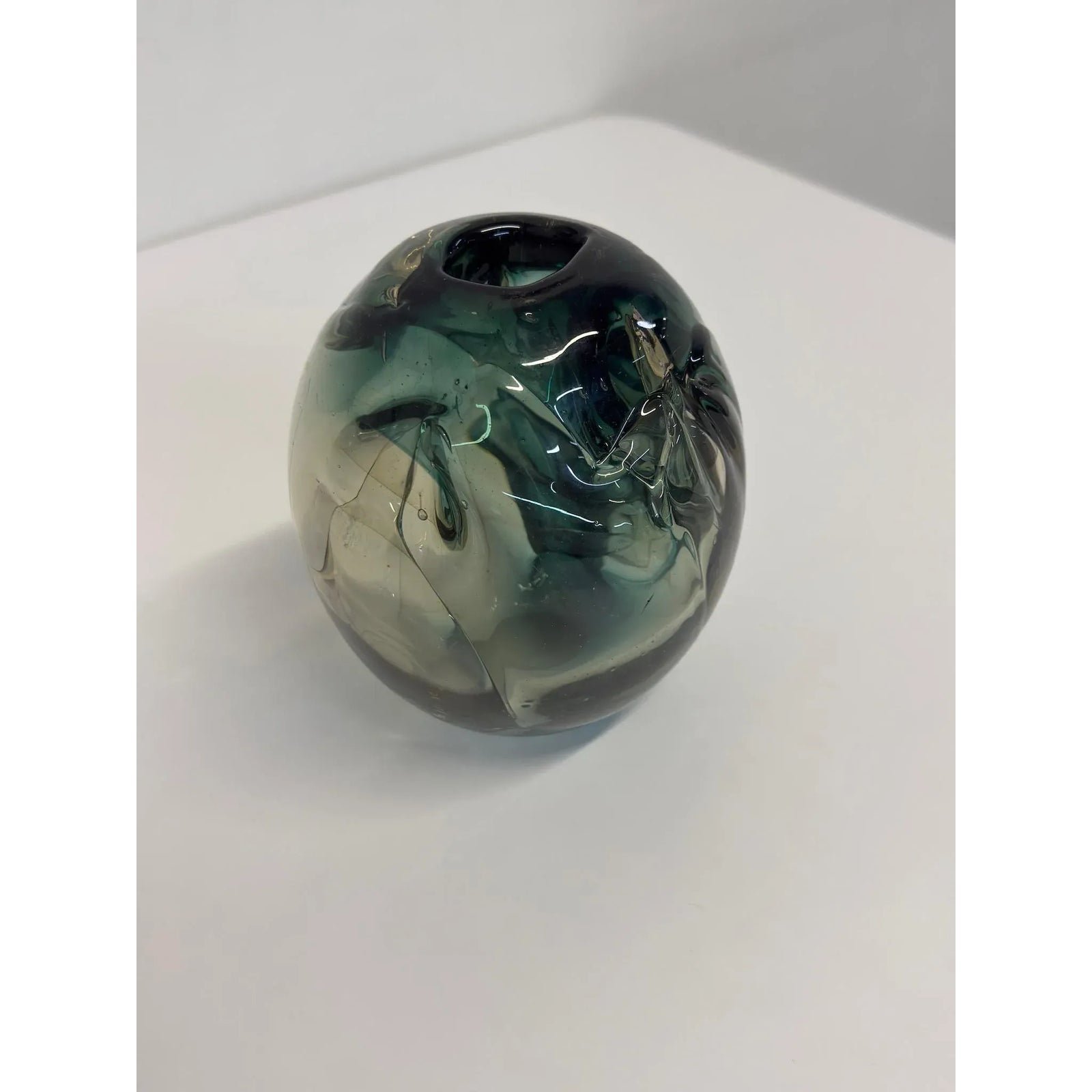 michael-boylen-biomorphic-modern-hand-blown-glass-vase-3725