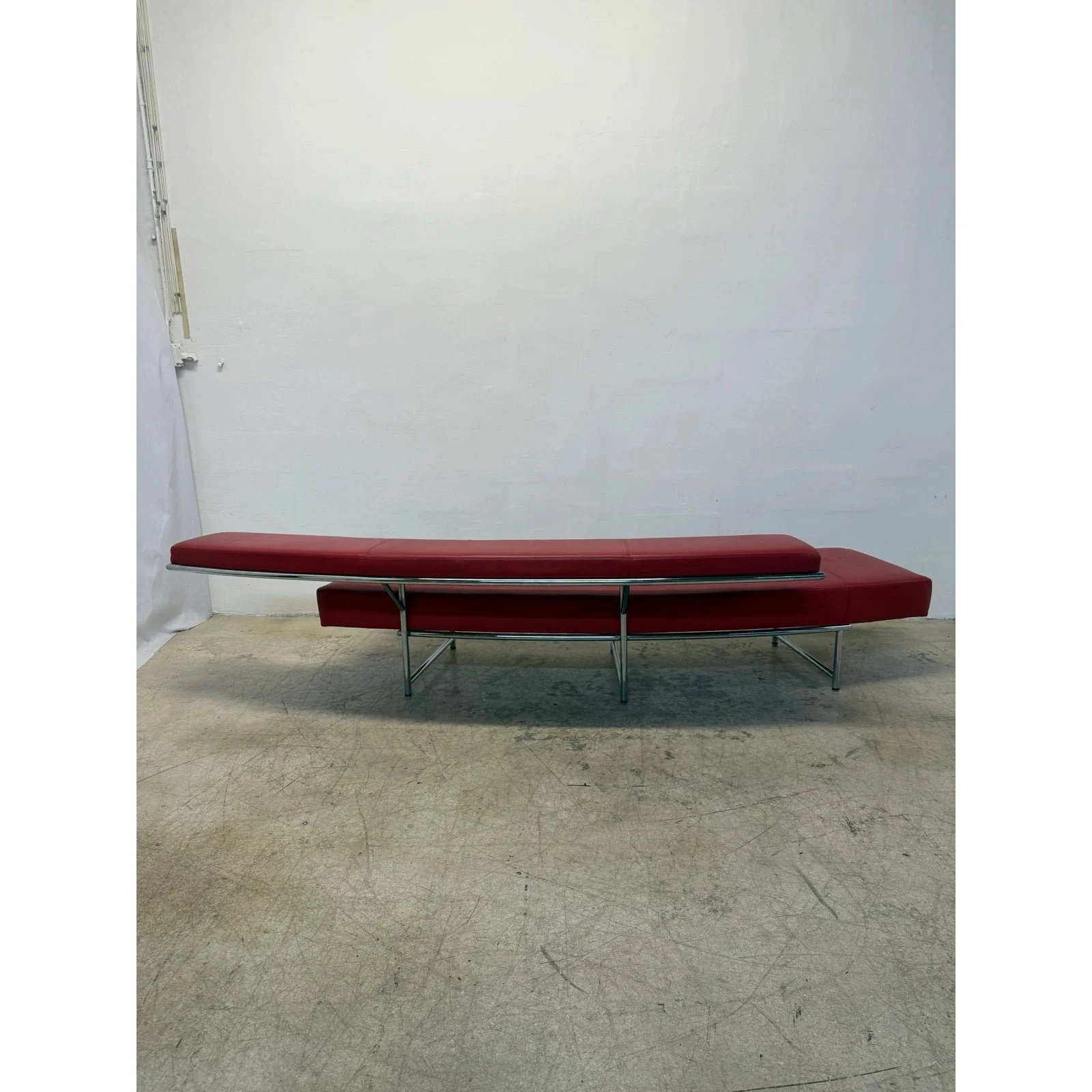 eileen-gray-monte-carlo-red-leather-and-chrome-sofa-for-classicon-9139