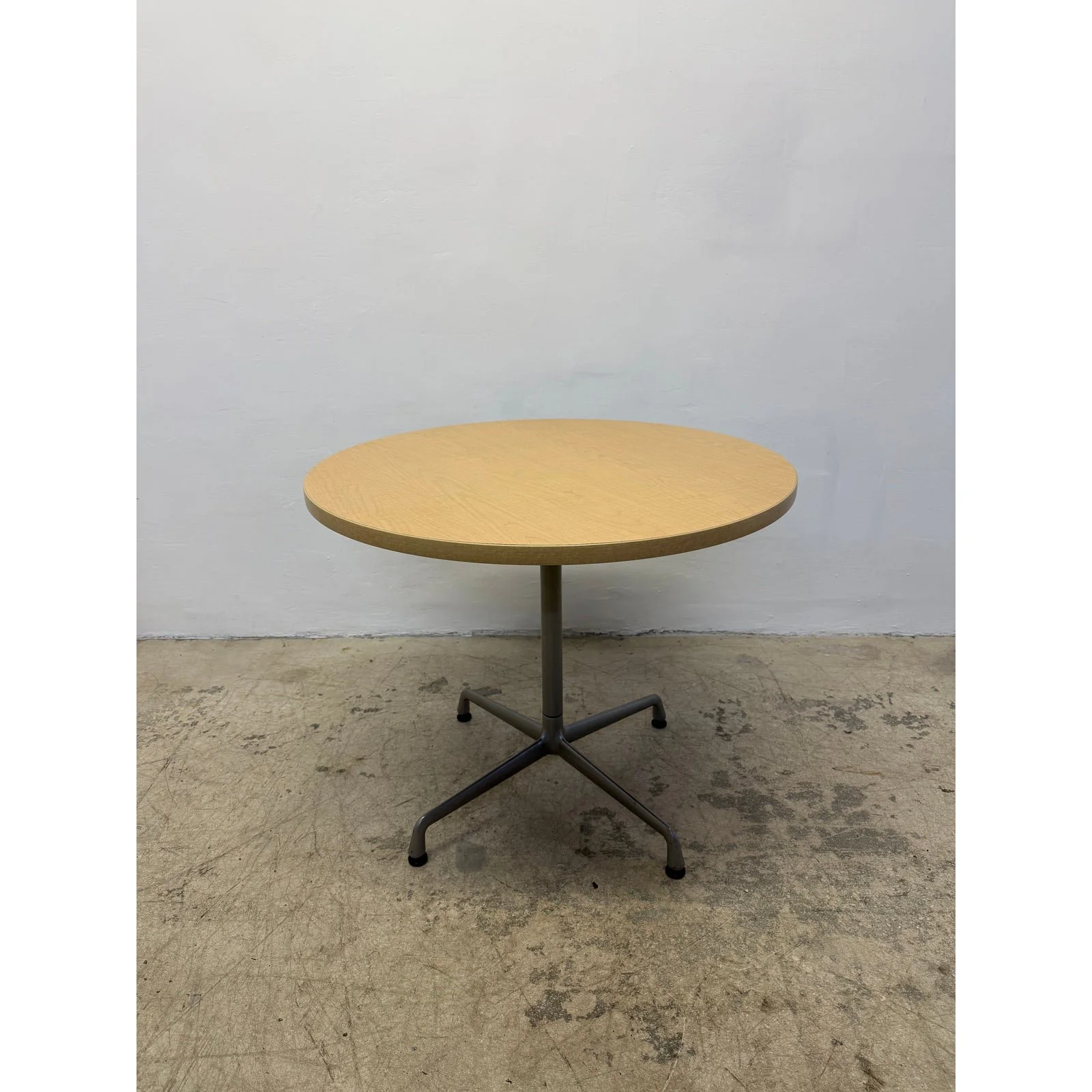 charles-and-ray-eames-round-oak-veneer-pedestal-dining-table-for-herman-miller-7924