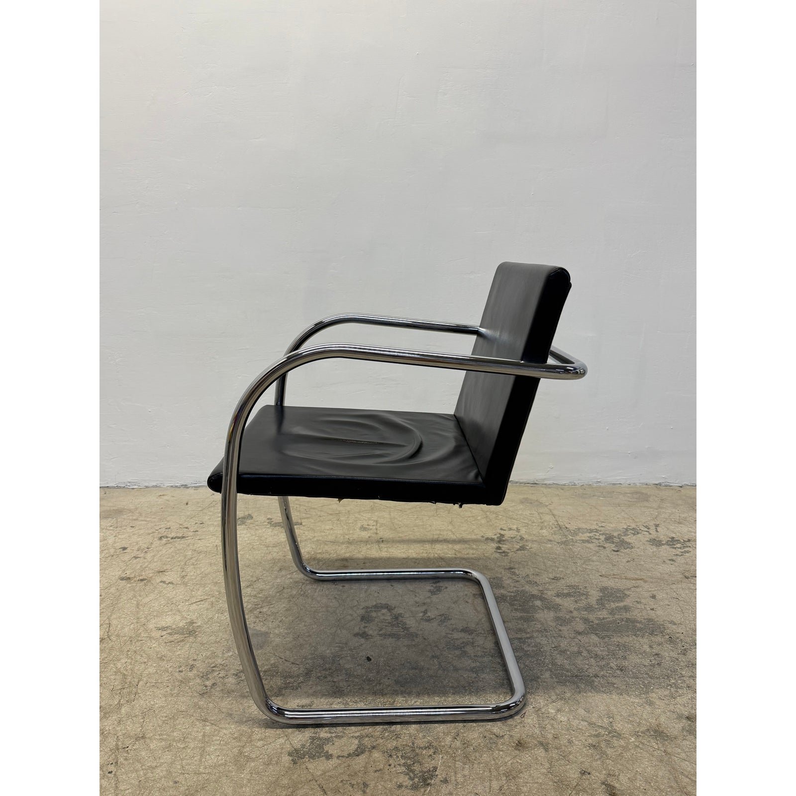 mies-van-der-rohe-tubular-brno-black-leather-245-chair-for-knoll-1980s-7538