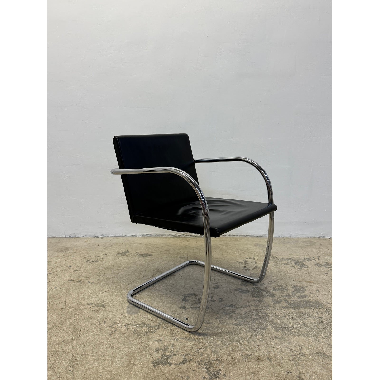 mies-van-der-rohe-tubular-brno-black-leather-245-chair-for-knoll-1980s-7709