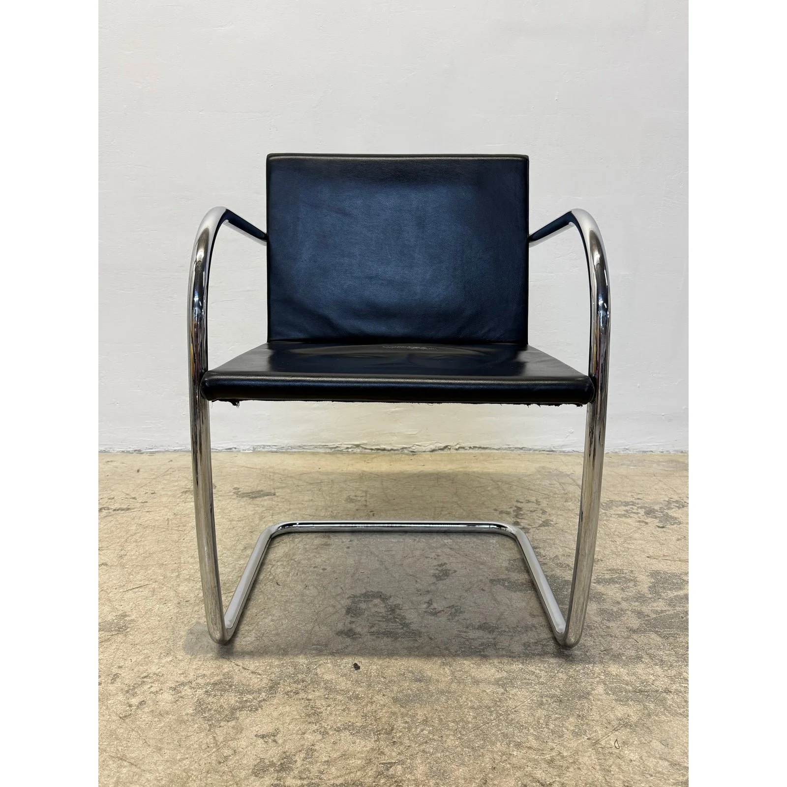 mies-van-der-rohe-tubular-brno-black-leather-245-chair-for-knoll-1980s-9944