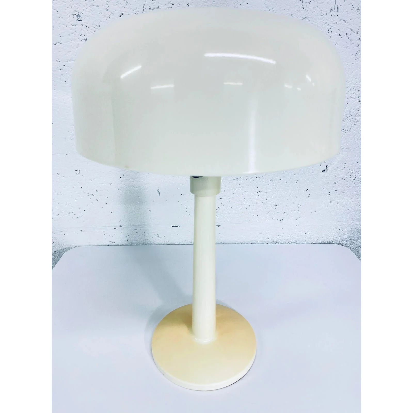 gerald-thurston-table-or-desk-lamp-for-lightolier-1687