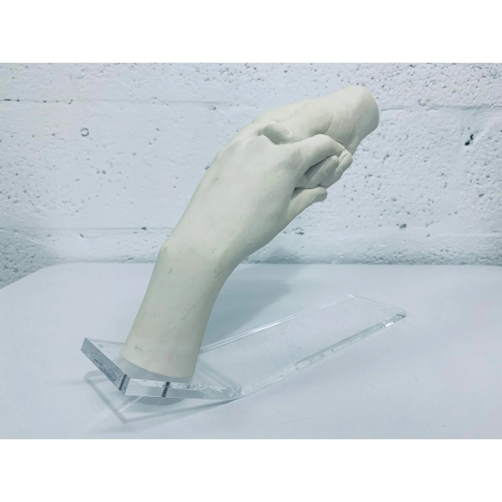 john-cutrone-hands-plaster-sculpture-for-austin-productions-1984-0677