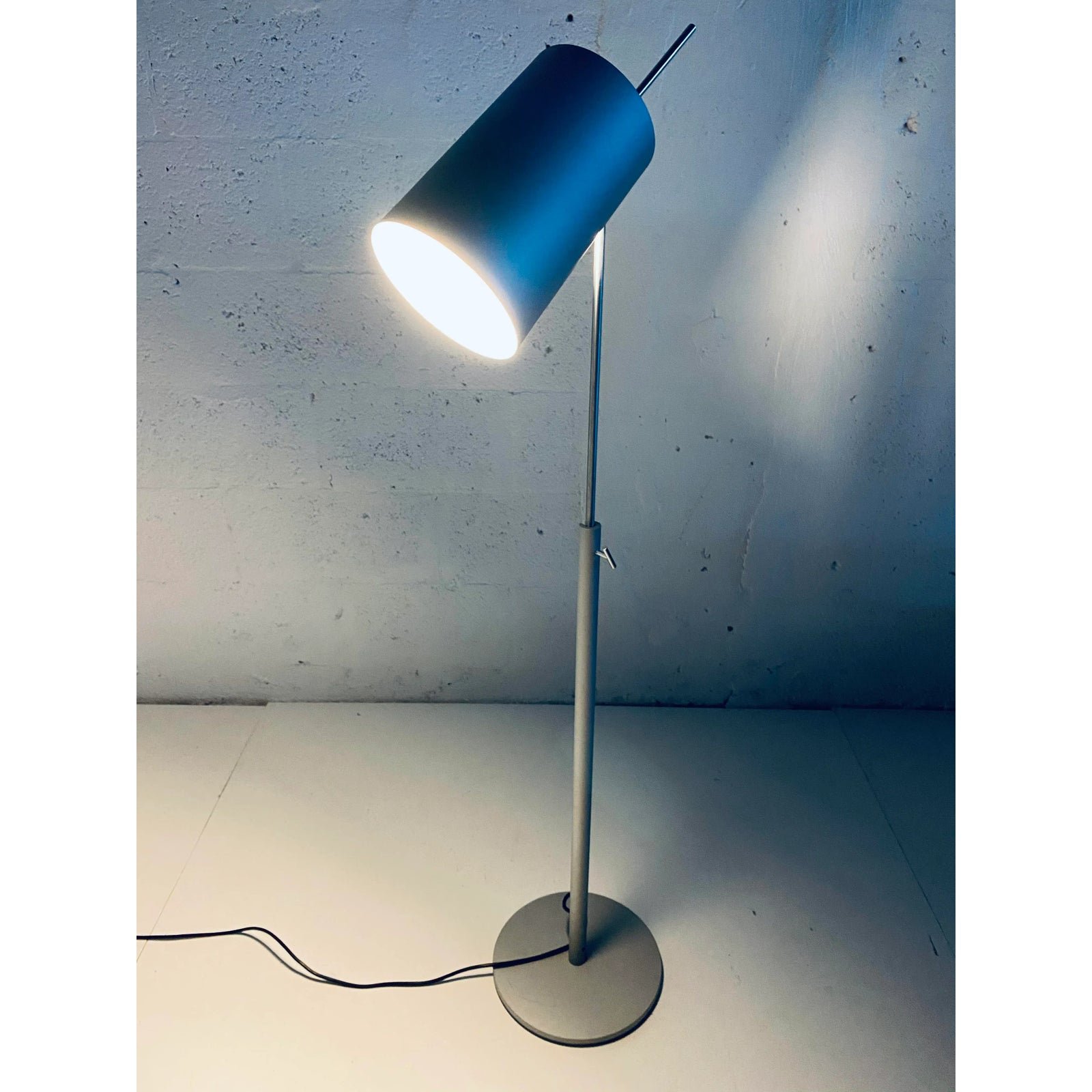 rolf-heide-tuba-floor-lamp-for-anta-germany-3458