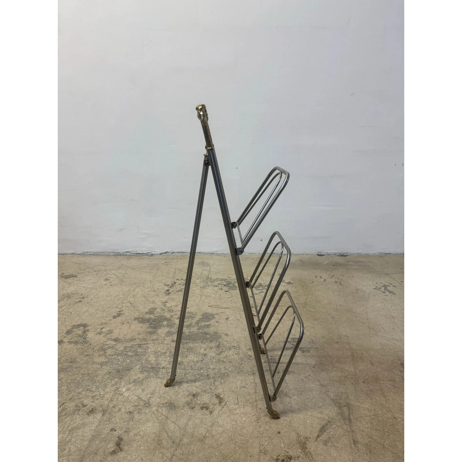 maison-jansen-style-steel-and-brass-rams-head-and-feet-magazine-rack-italy-8909