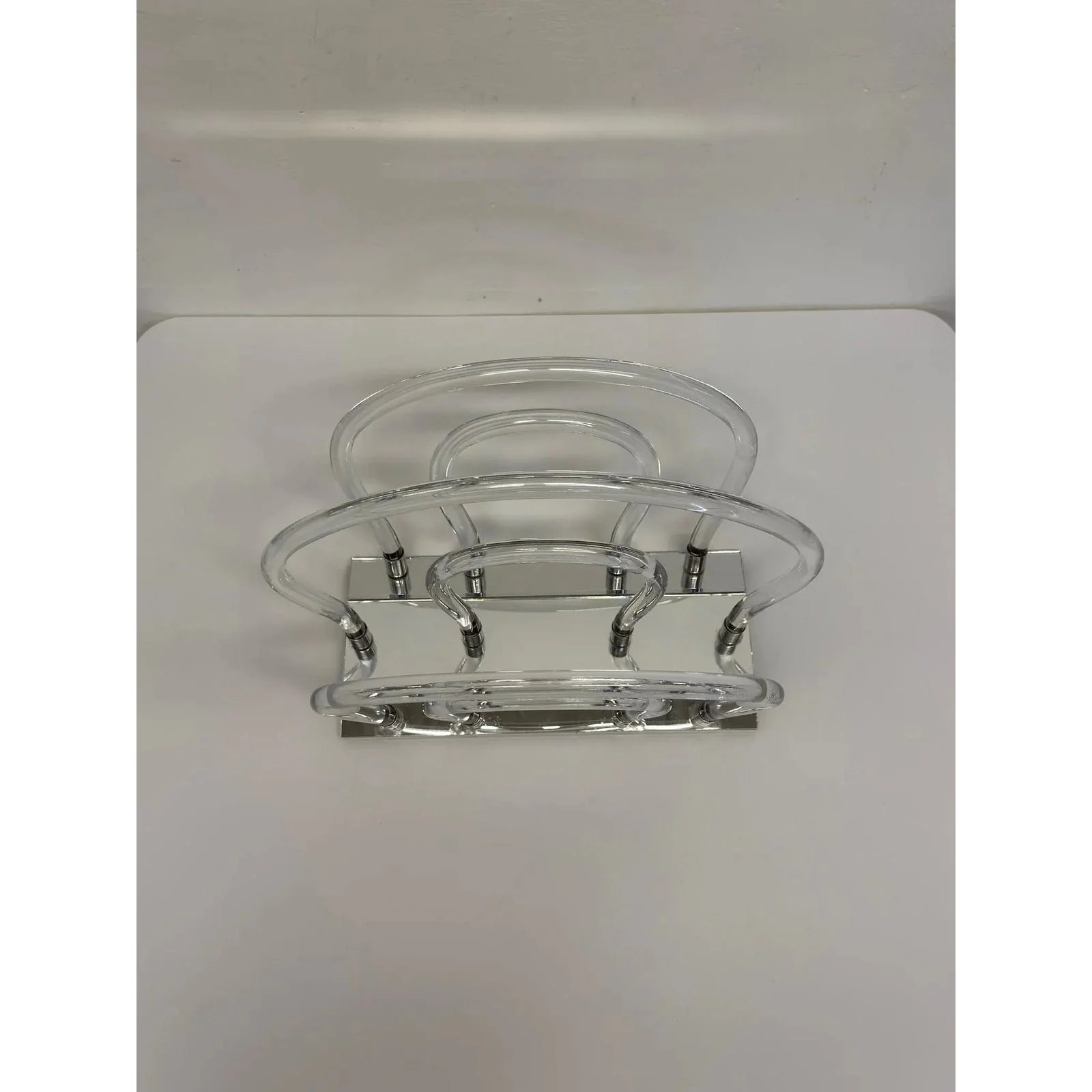 dorothy-thorpe-lucite-and-chrome-magazine-rack-1960s-5203