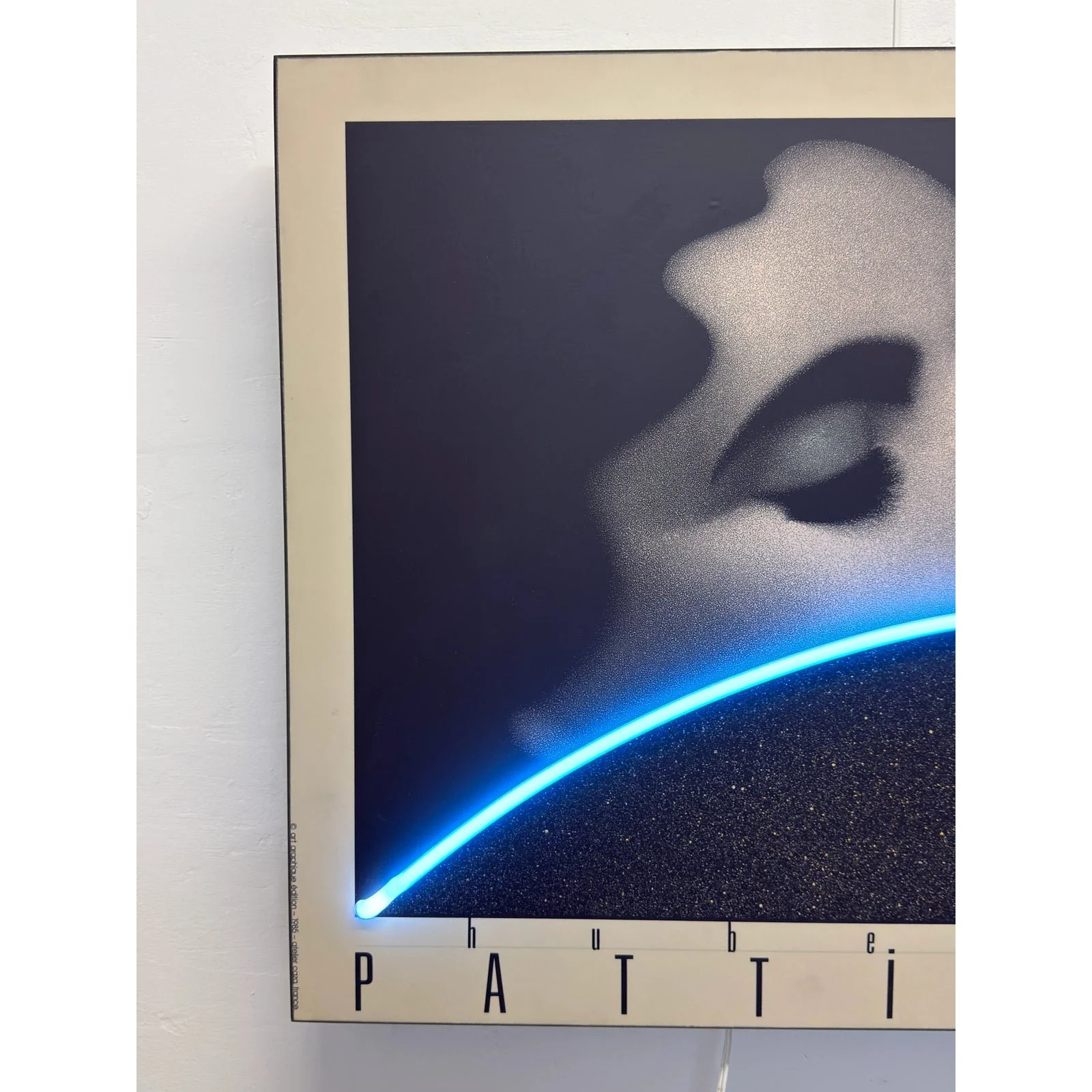 hubert-pattieu-the-kiss-print-with-blue-neon-accent-wall-art-sculpture-1985-1667