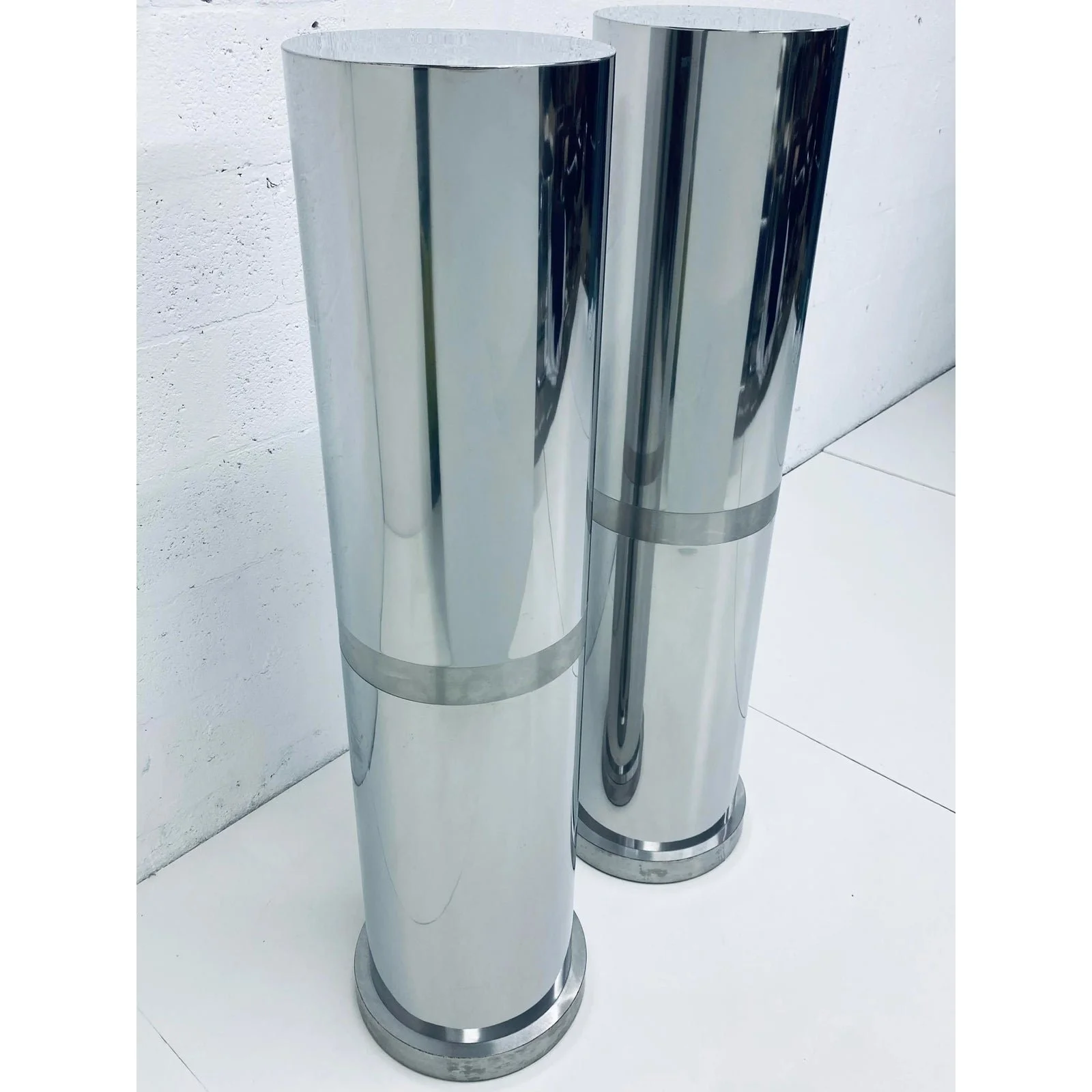 polished-steel-tall-circular-pedestal-tables-with-brushed-steel-banding-a-pair-7159