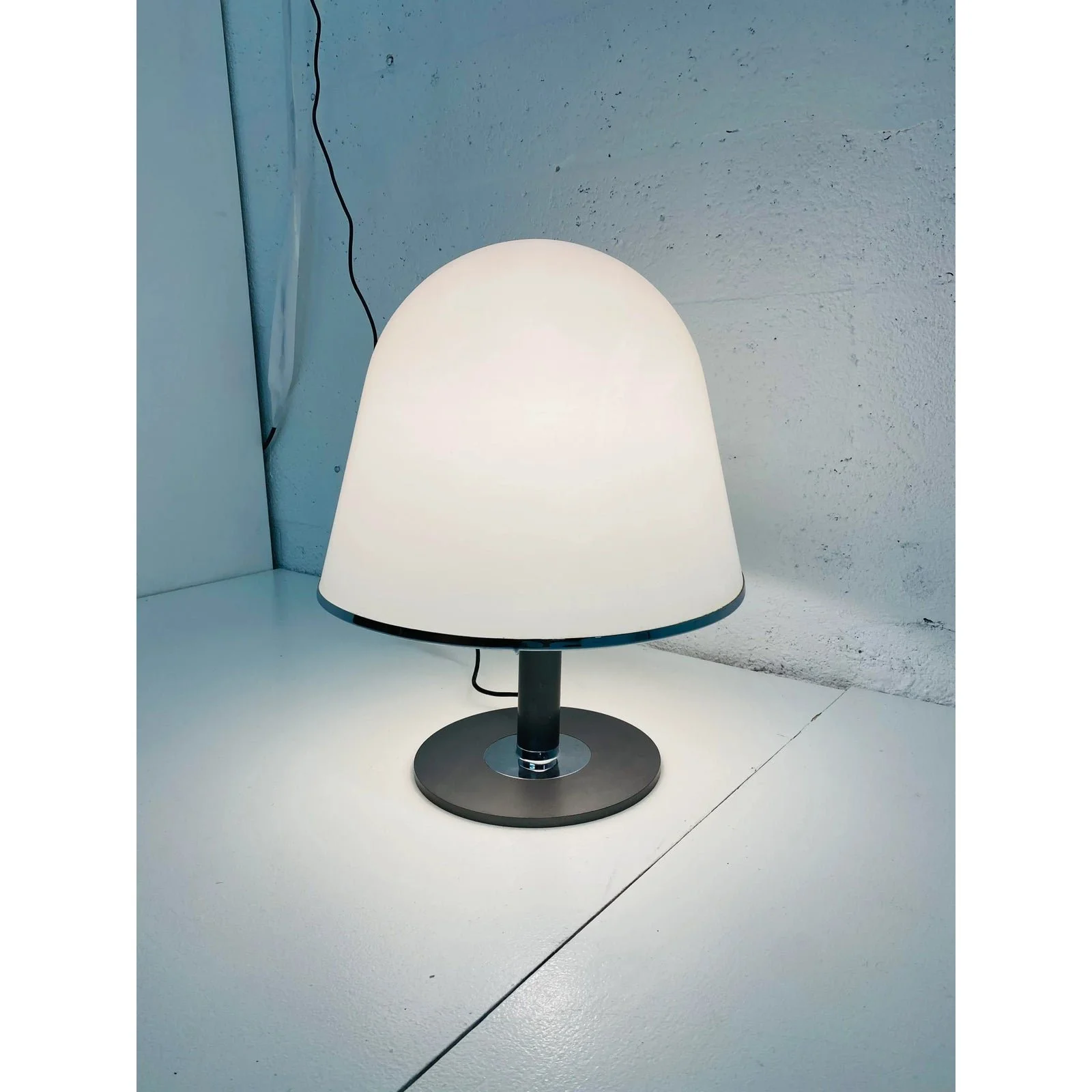 franco-bresciani-kuala-table-lamp-for-guzzini-italy-1970s-0929