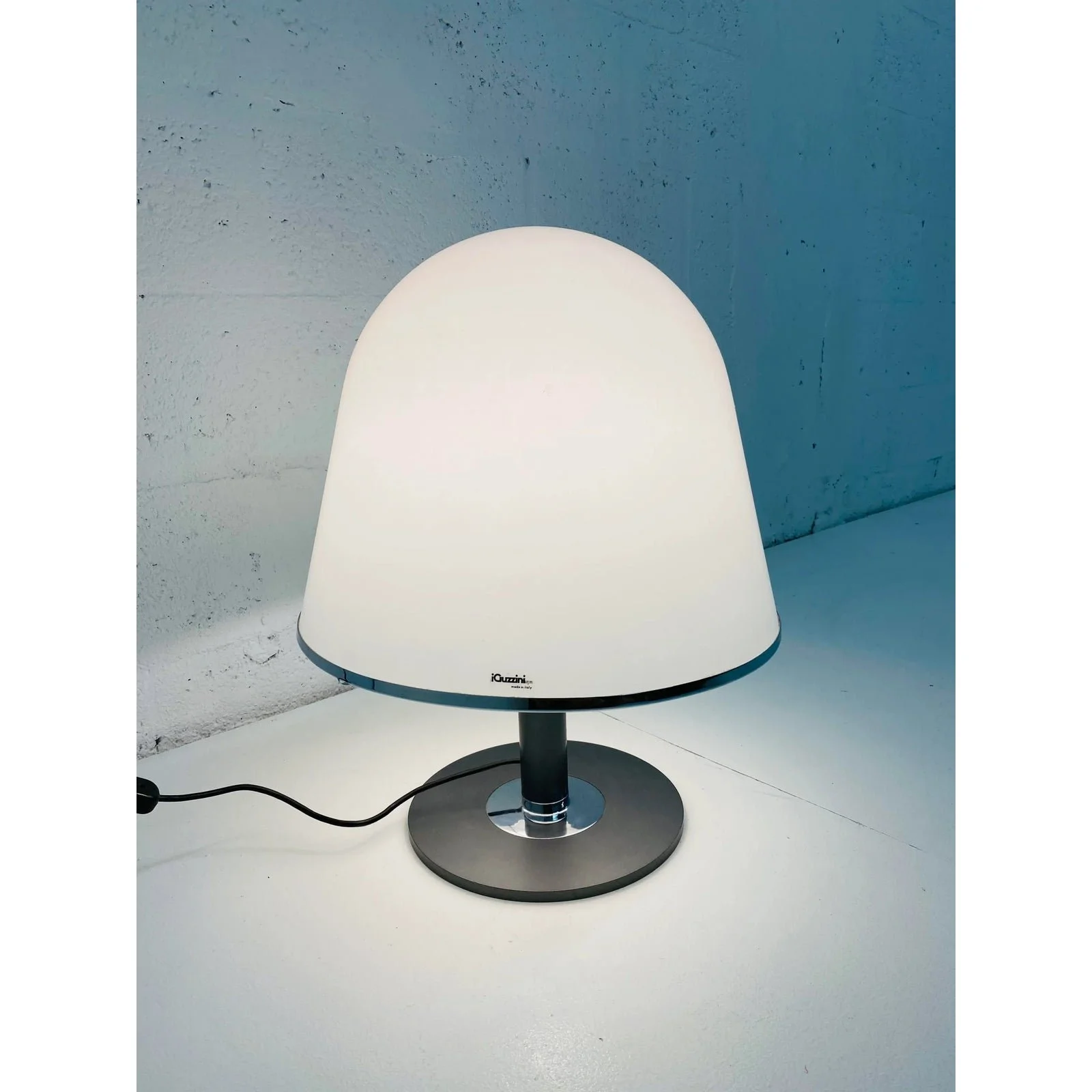 franco-bresciani-kuala-table-lamp-for-guzzini-italy-1970s-9435