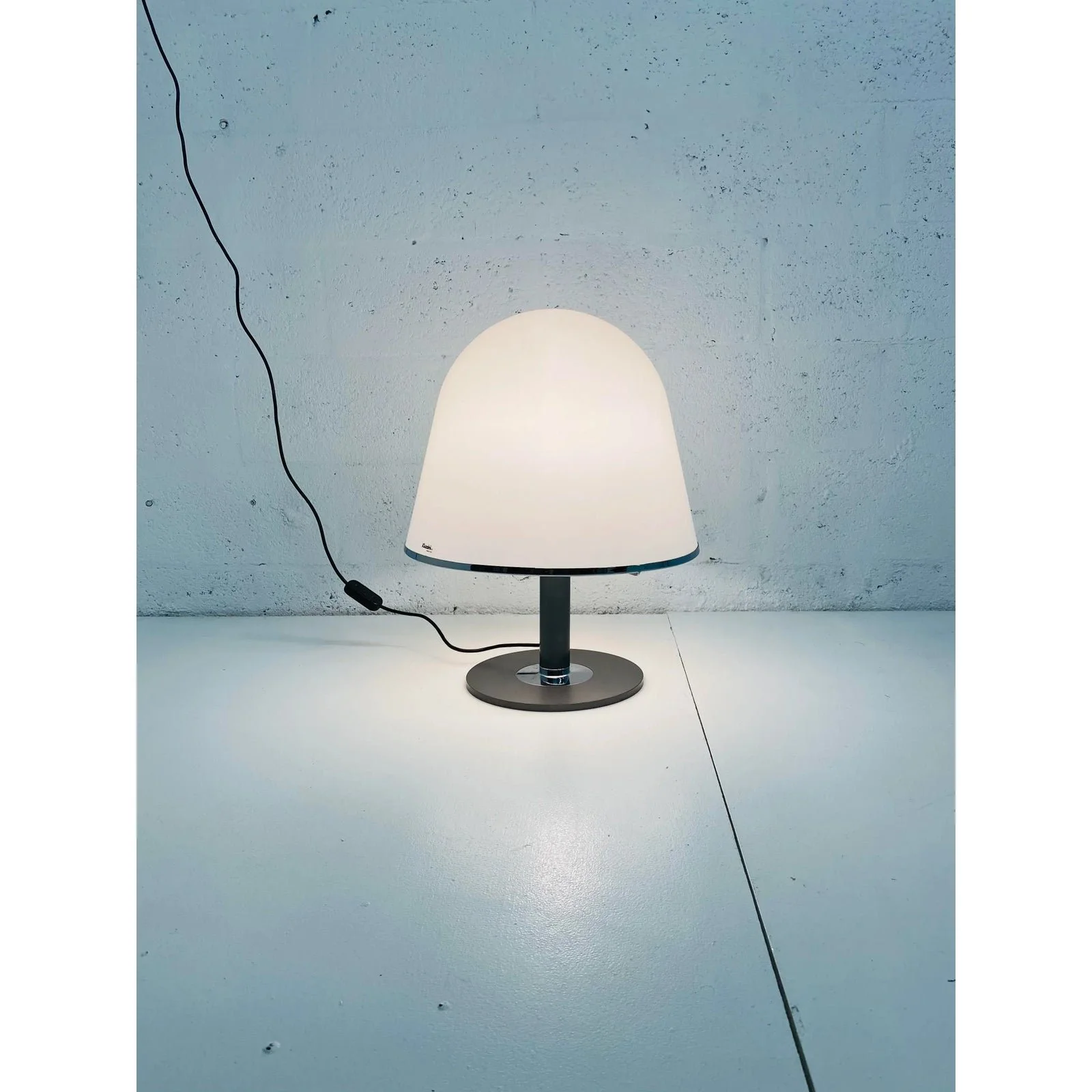 franco-bresciani-kuala-table-lamp-for-guzzini-italy-1970s-5623
