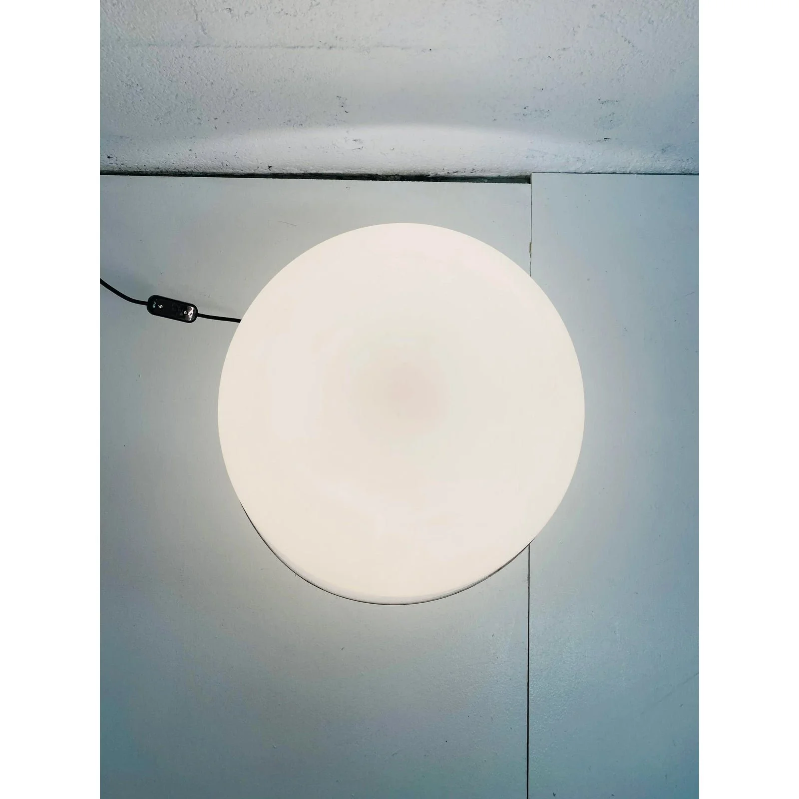 franco-bresciani-kuala-table-lamp-for-guzzini-italy-1970s-8259