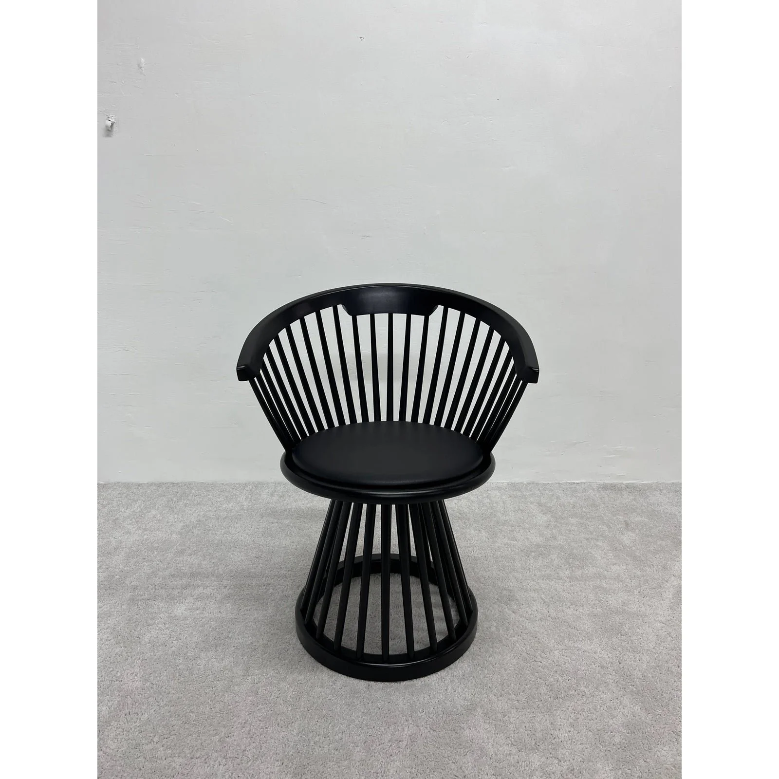 tom-dixon-black-fan-dining-chair-with-leather-seat-pad-8348